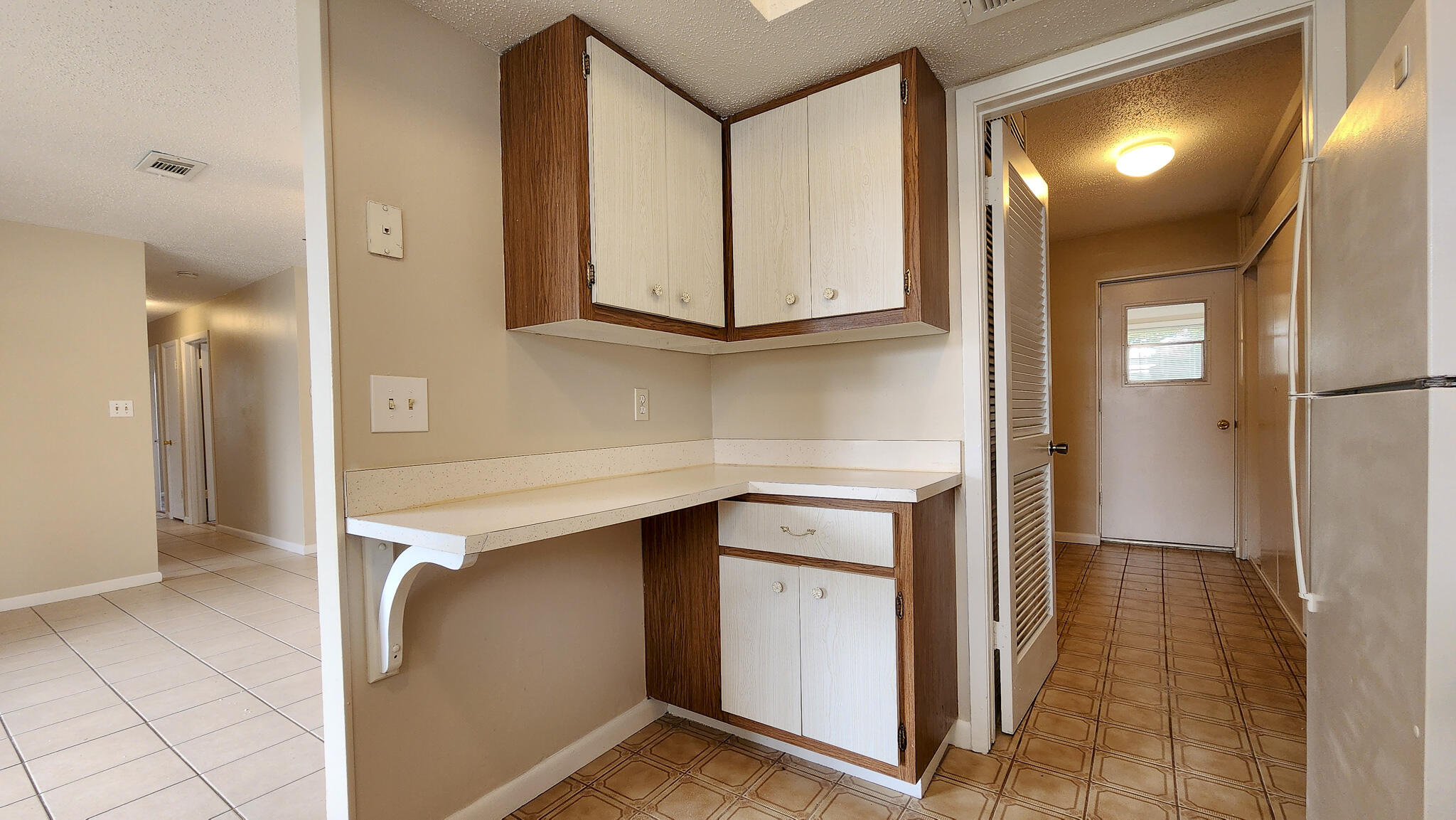 OAK TREE PARK - Residential
