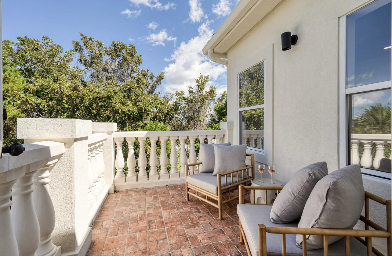 SPYGLASS VILLAS - Residential