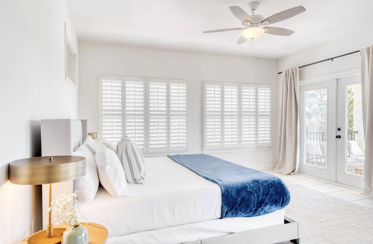 SPYGLASS VILLAS - Residential