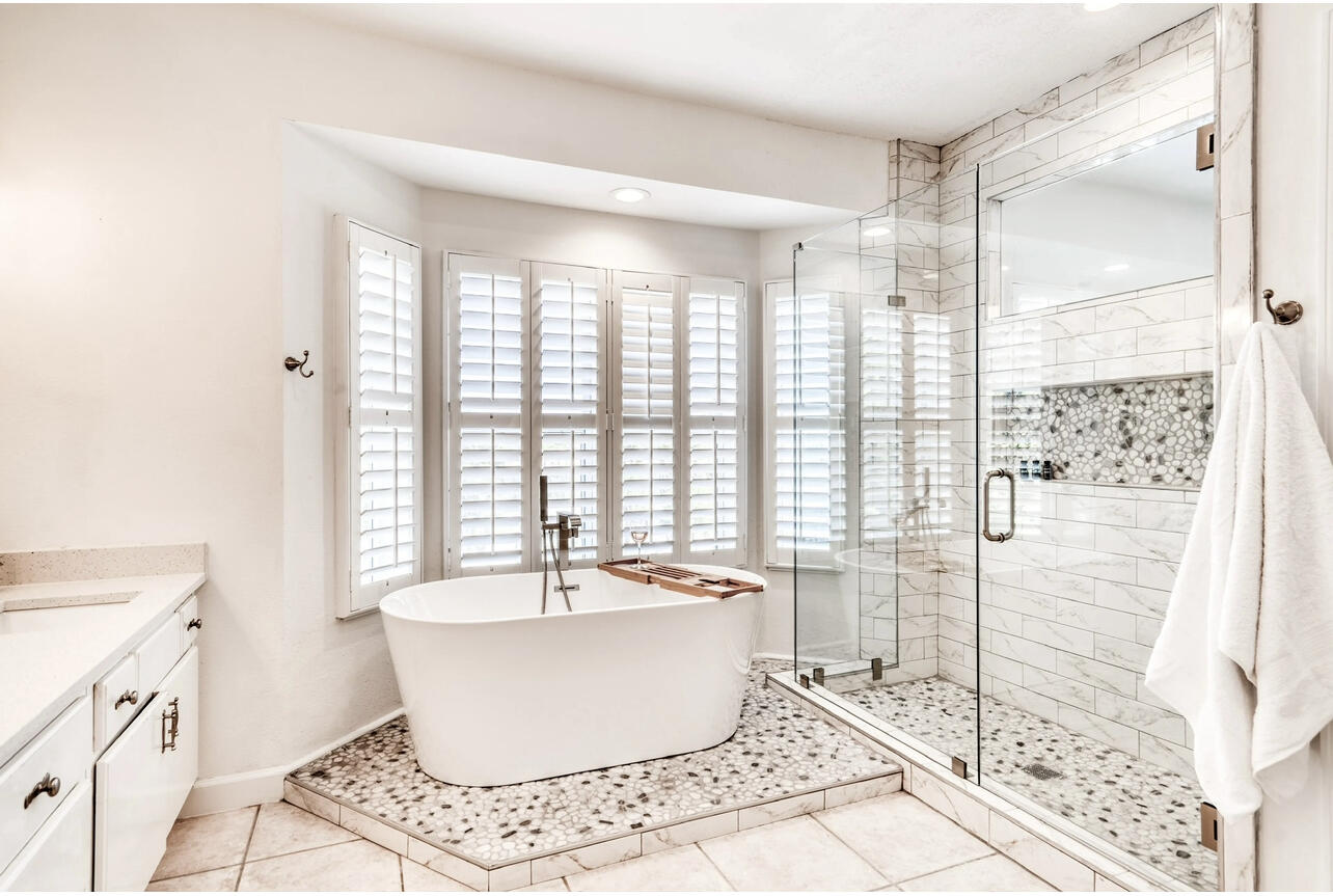 SPYGLASS VILLAS - Residential