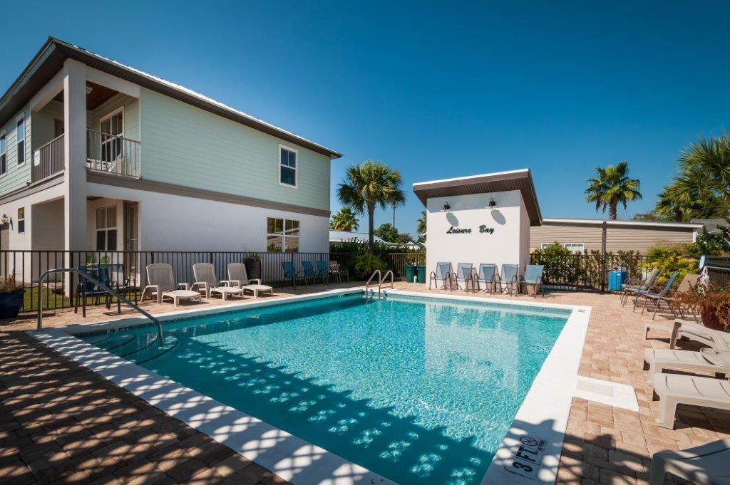 LEISURE BAY - Residential