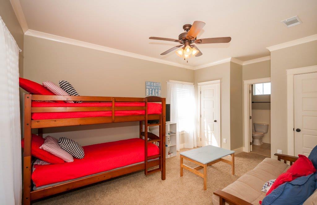 LEISURE BAY - Residential