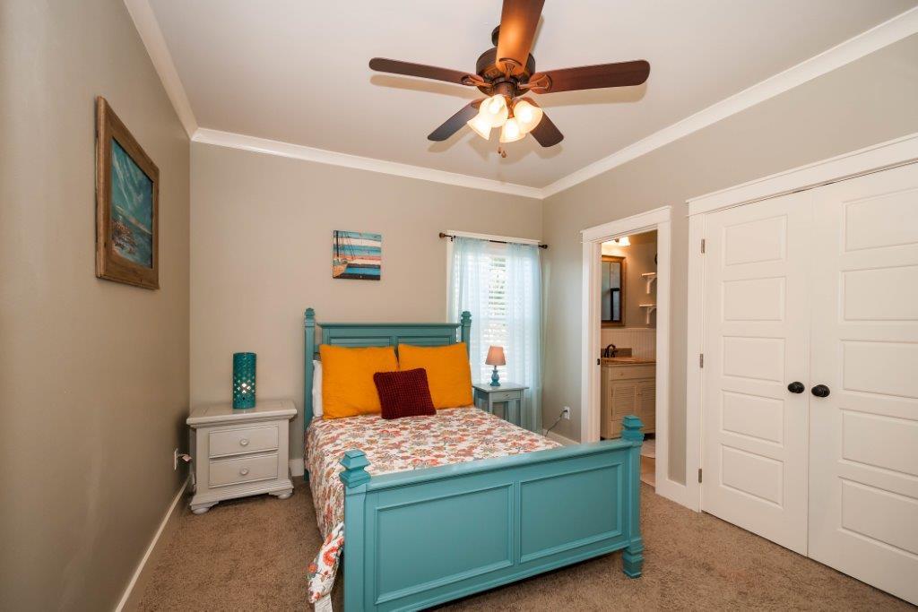 LEISURE BAY - Residential