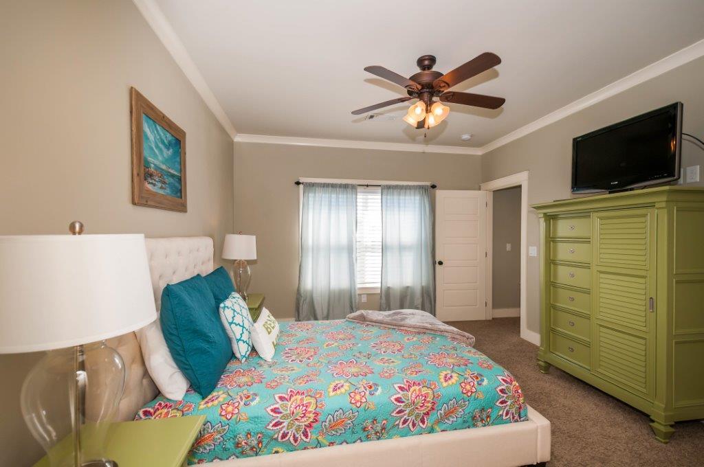 LEISURE BAY - Residential