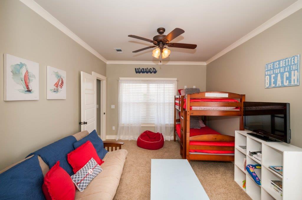 LEISURE BAY - Residential