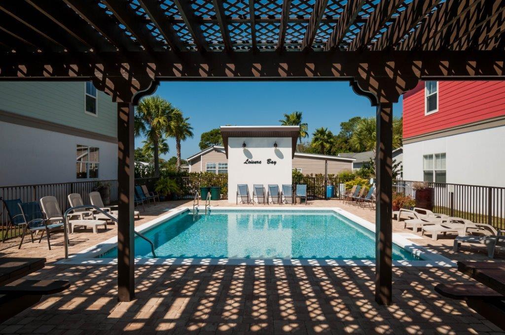 LEISURE BAY - Residential