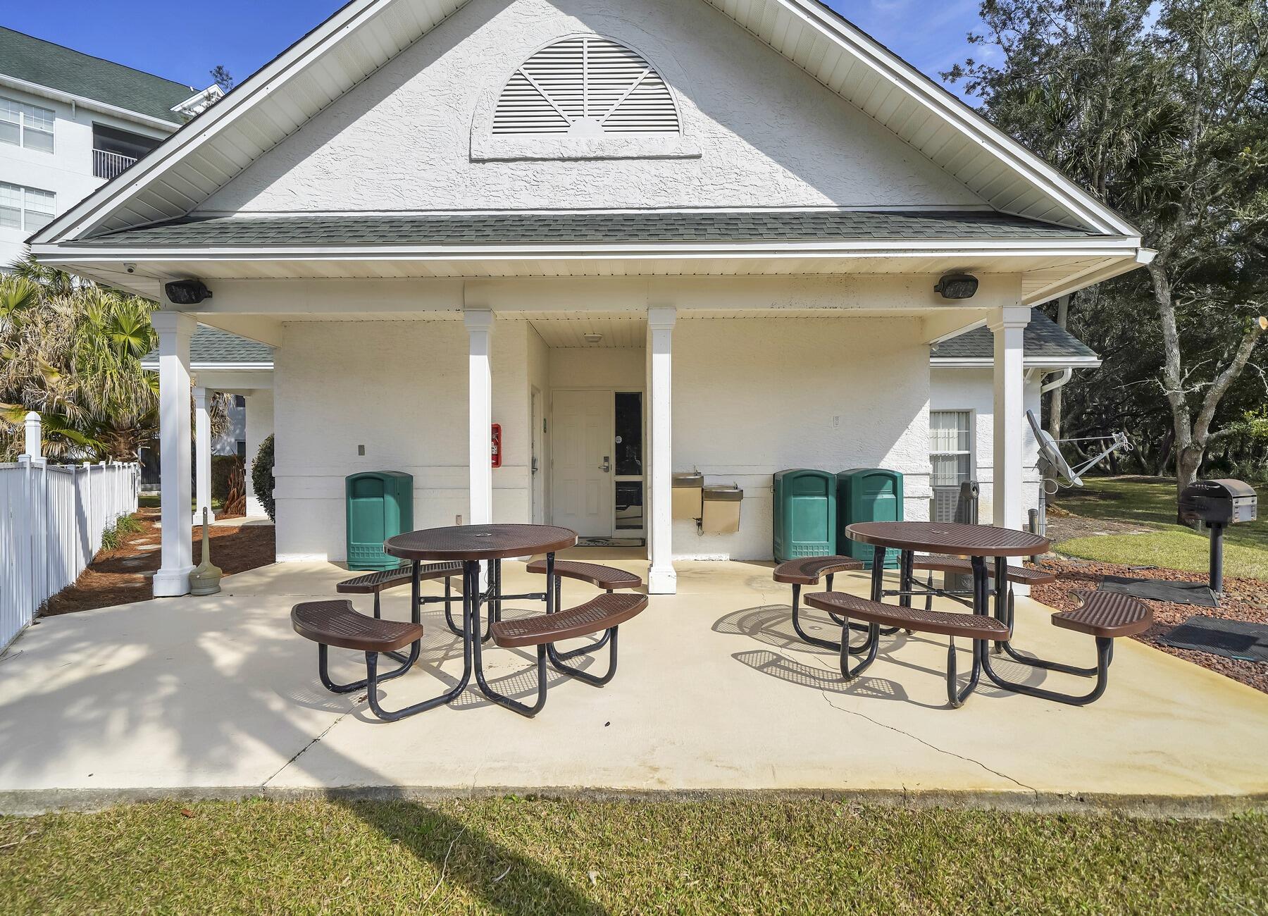 THE FLORIDA CLUB - Residential