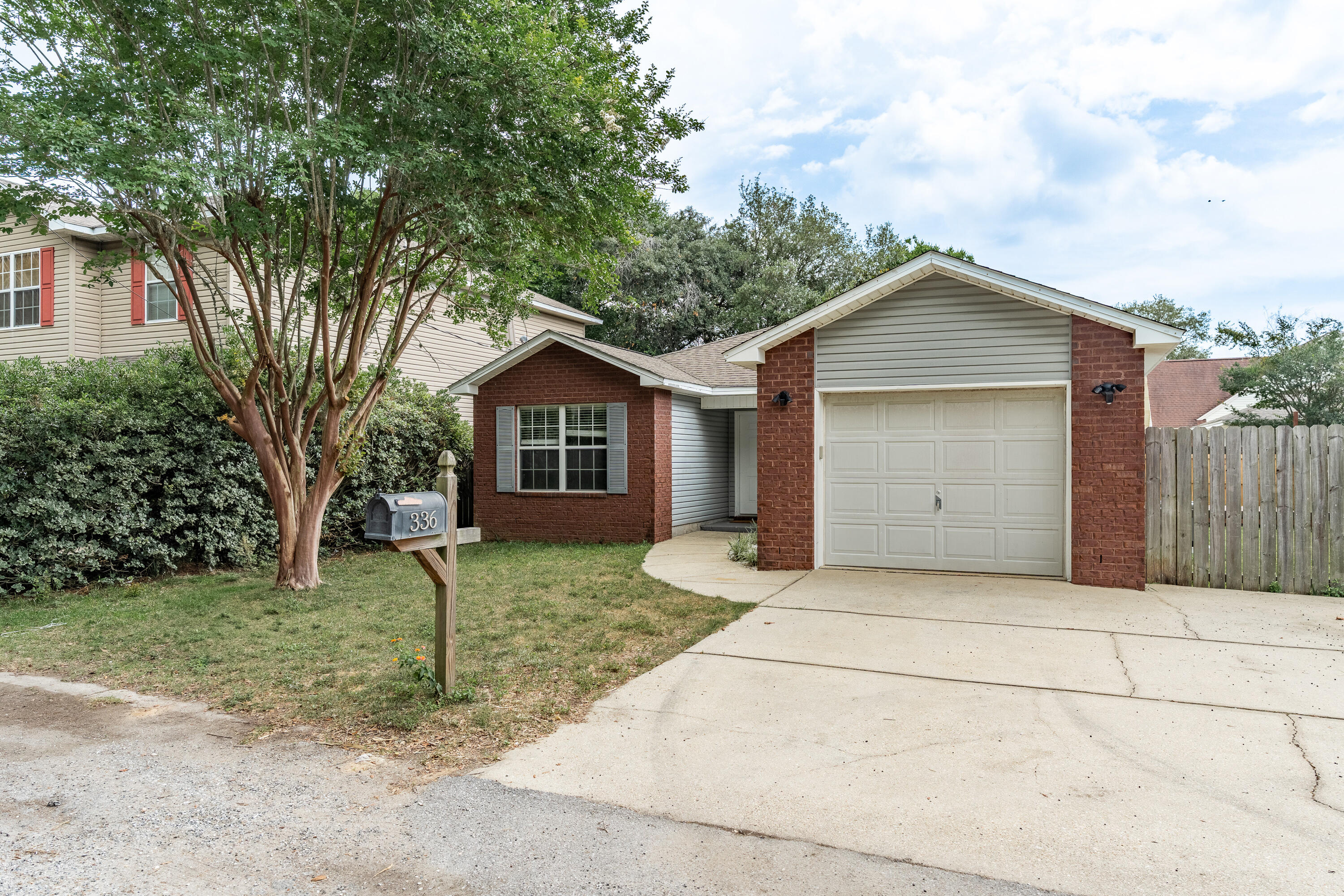 SEASHORE VILLAGE T/H - Residential