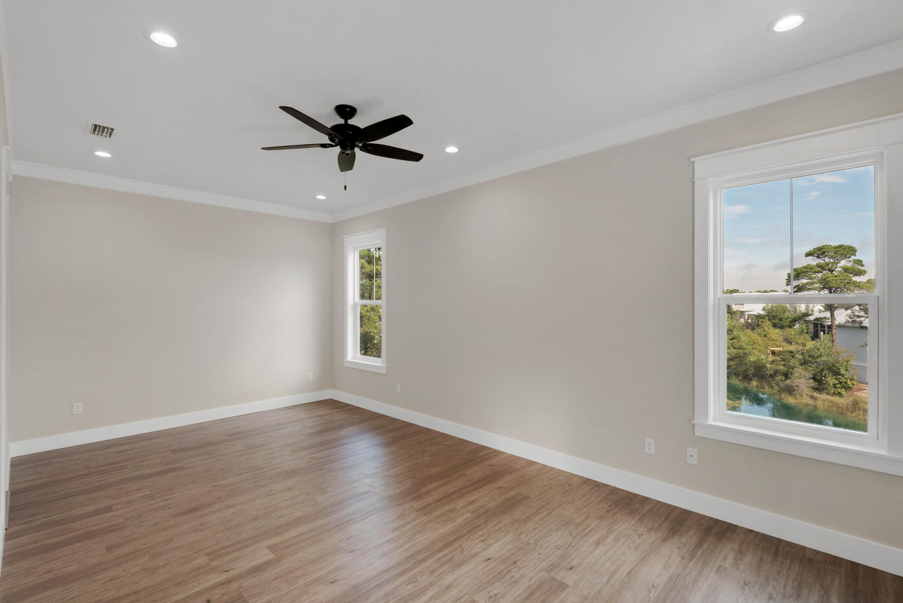 HIGHLAND PARKS - Residential