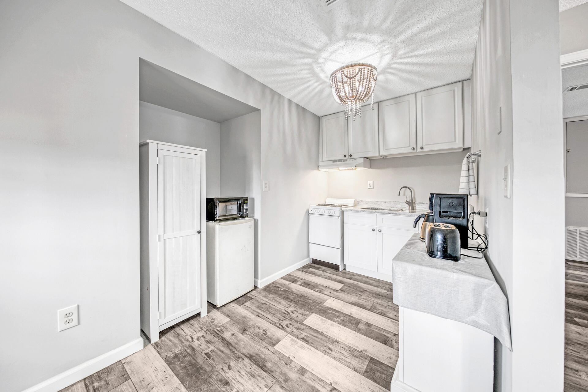 BAYSHORE RESORT UNREC - Residential