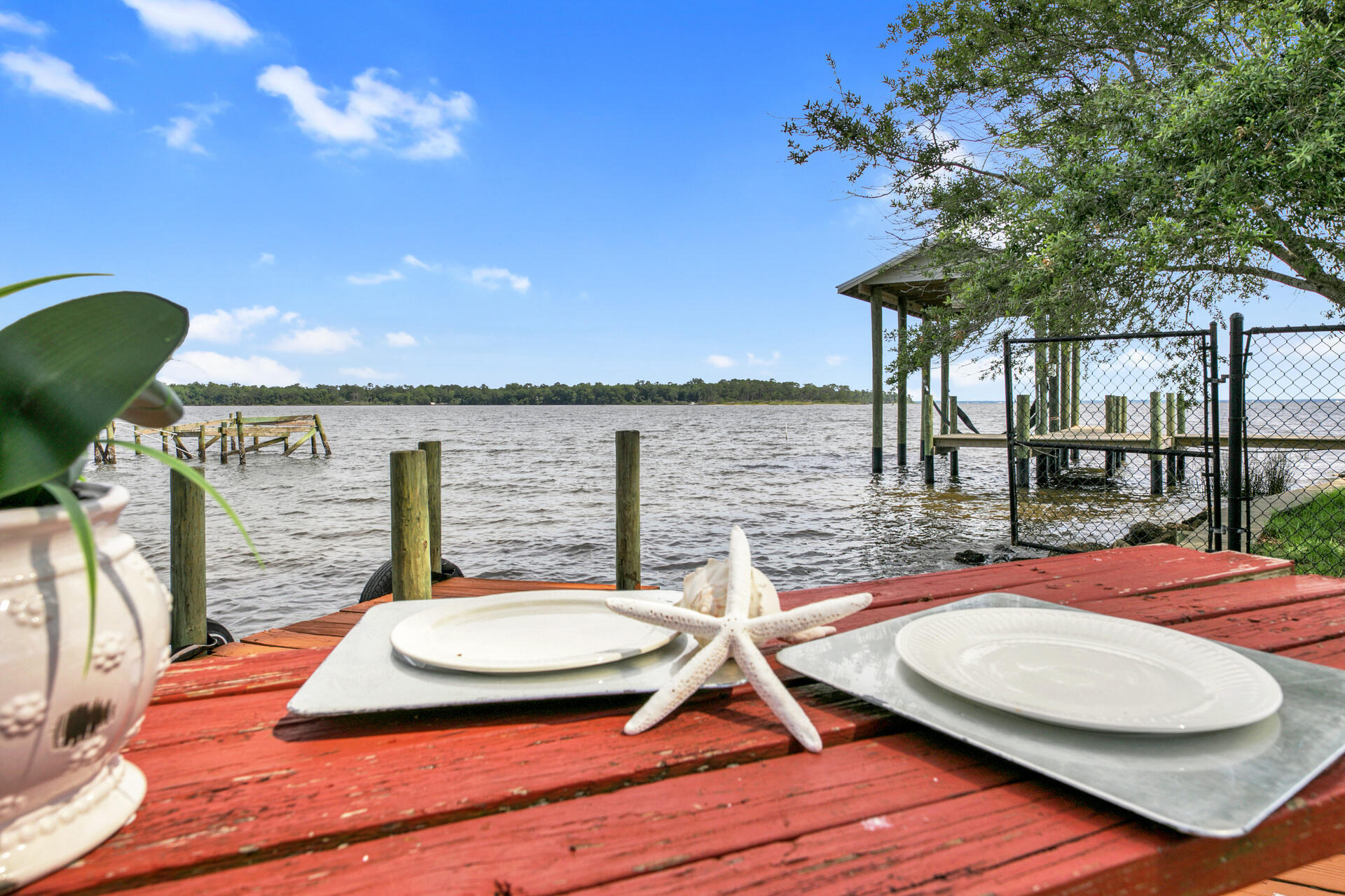 BAYSHORE RESORT UNREC - Residential