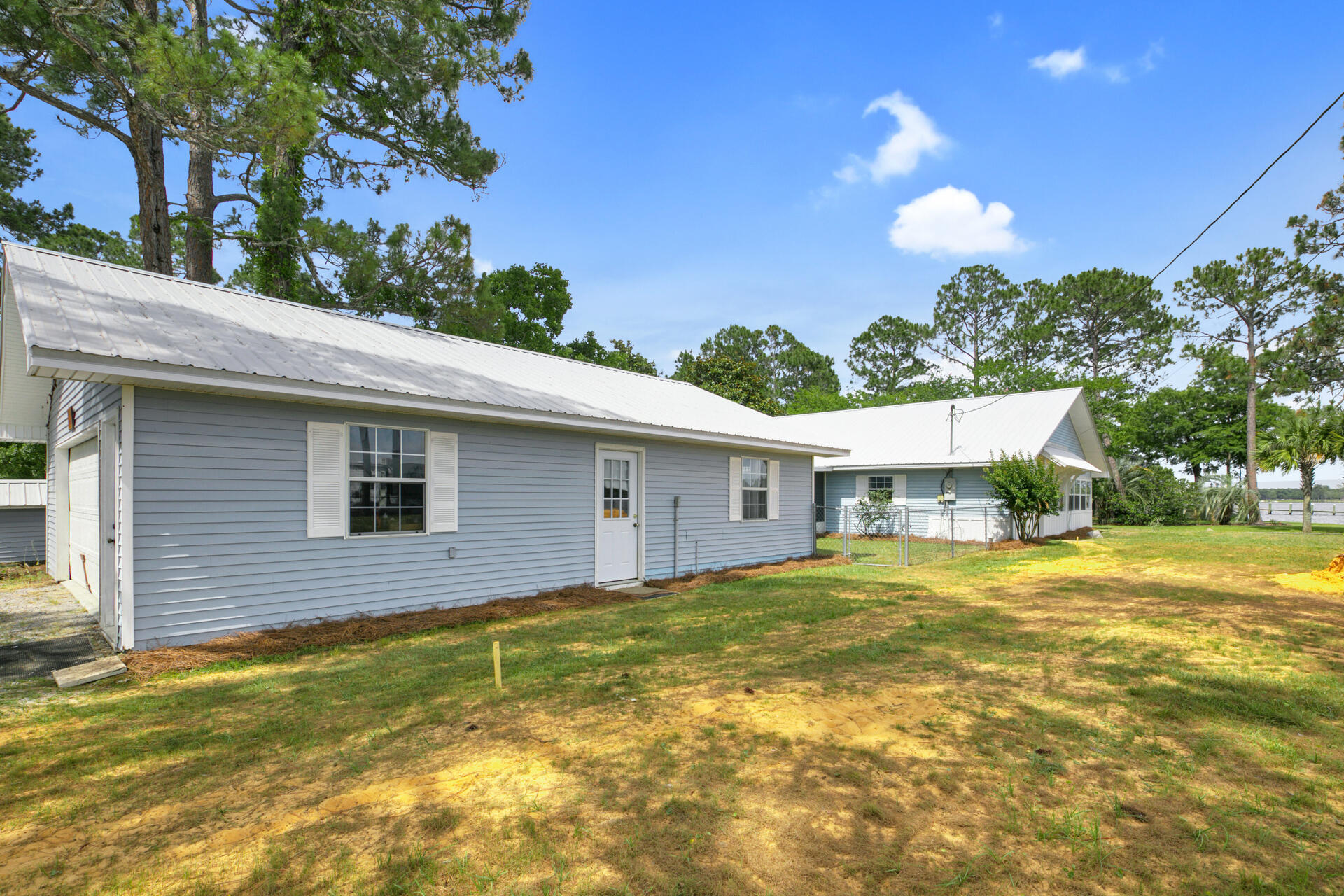 BAYSHORE RESORT UNREC - Residential