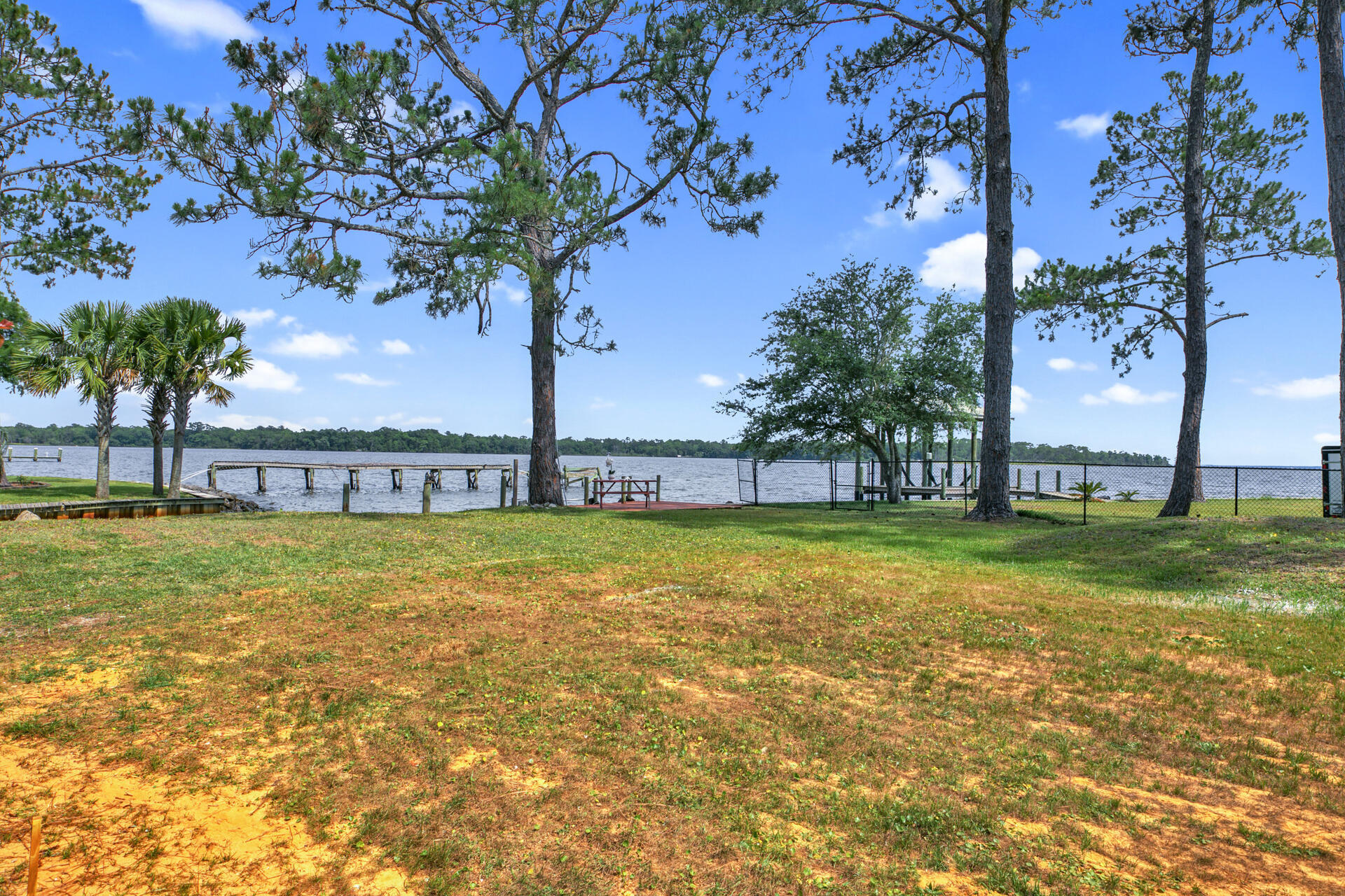 BAYSHORE RESORT UNREC - Residential