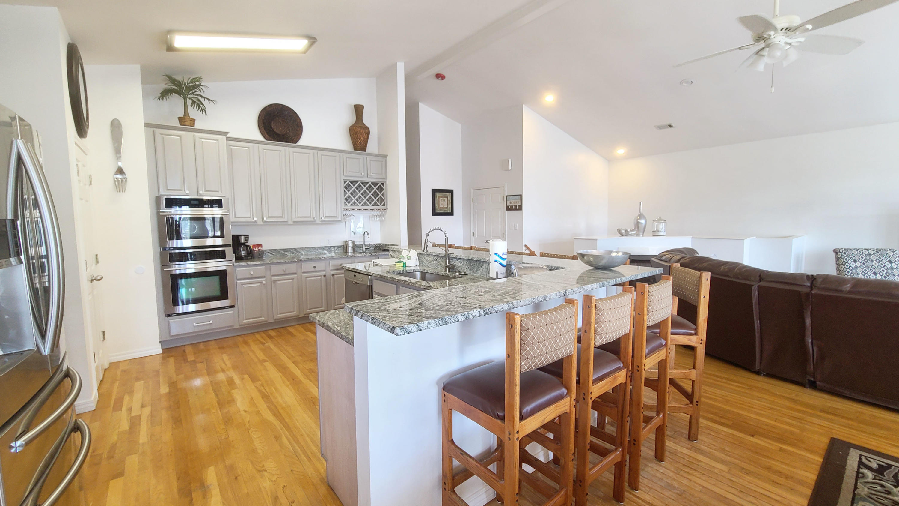 CRYSTAL BEACH - Residential