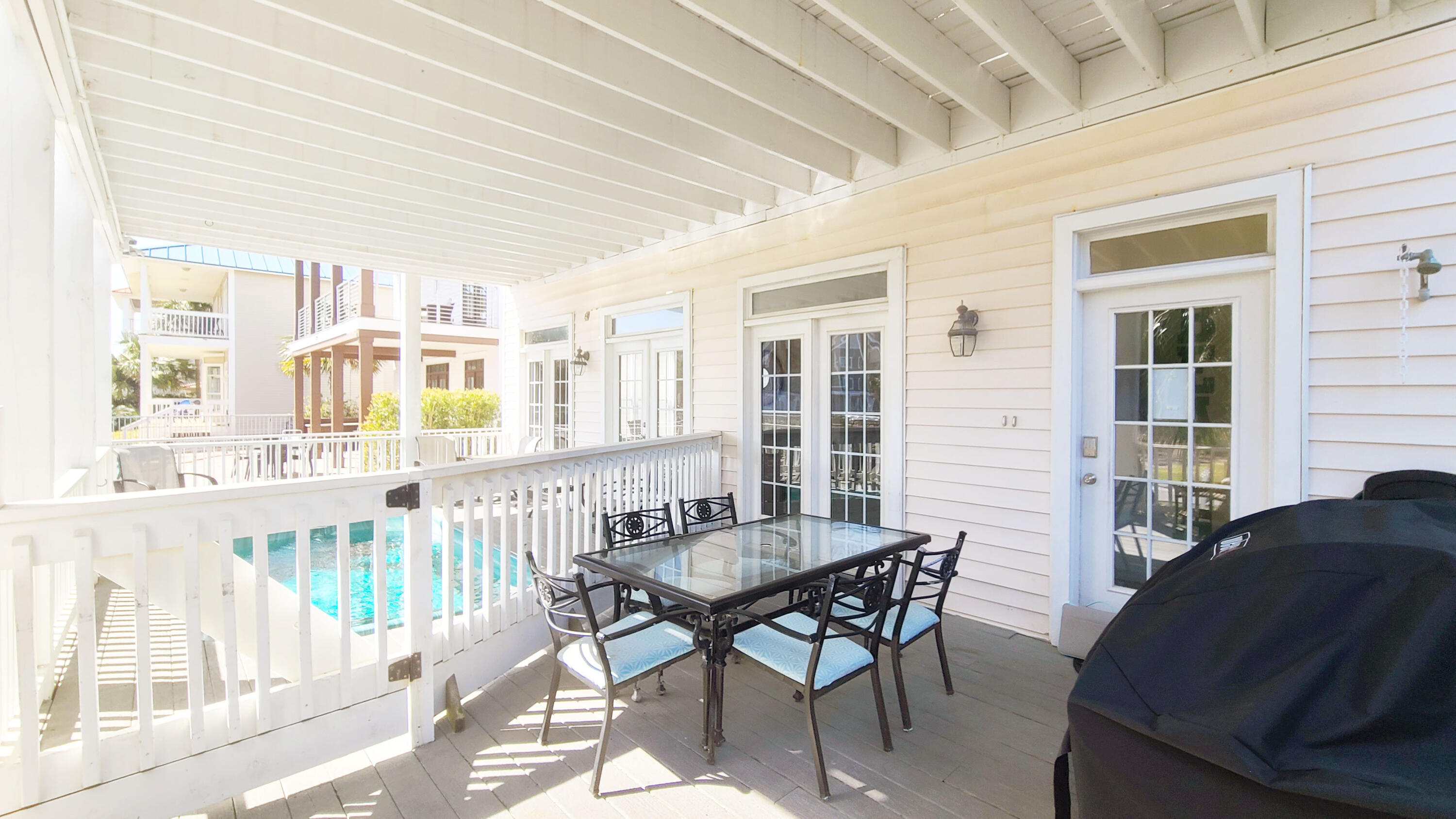 CRYSTAL BEACH - Residential