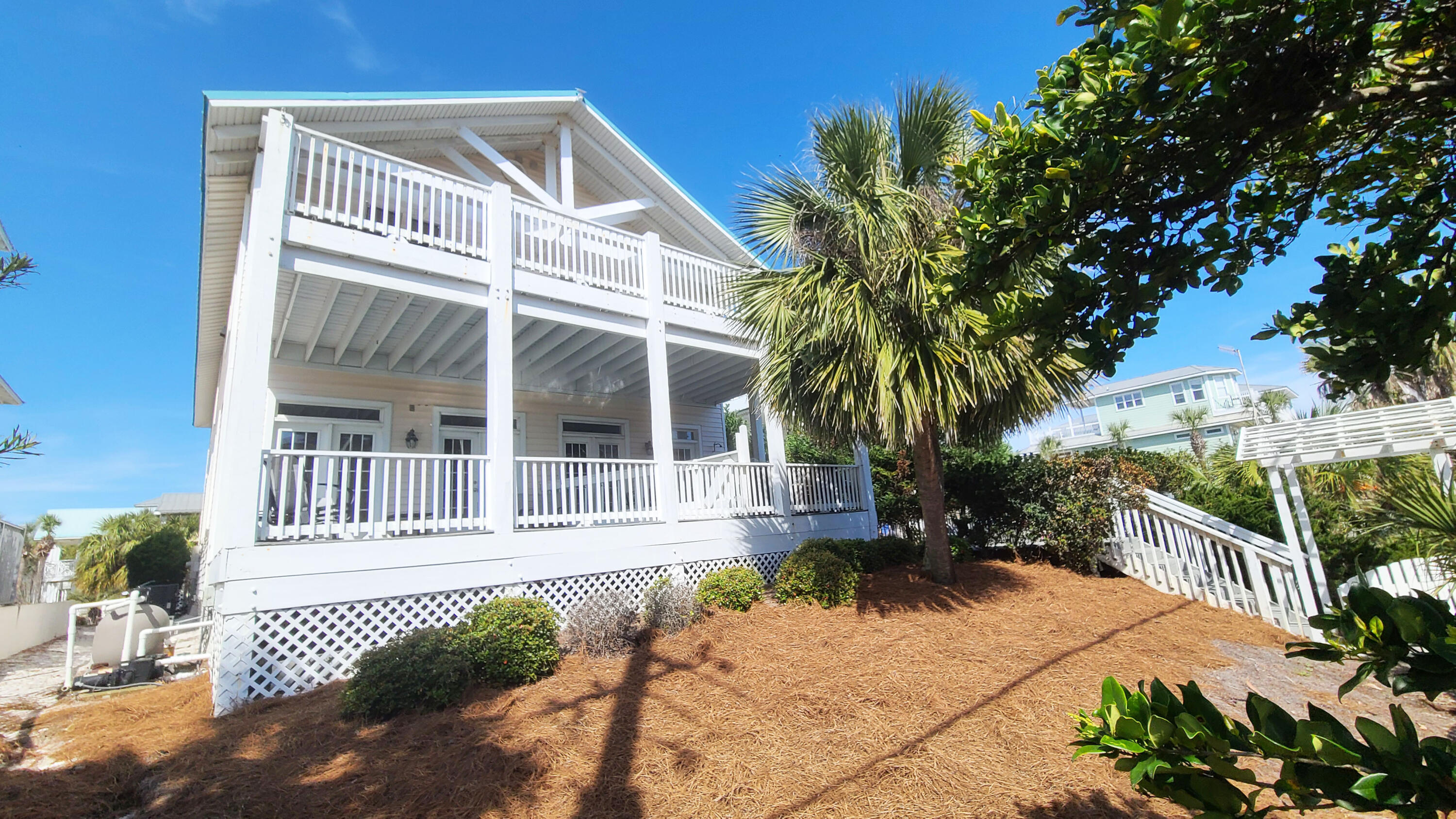 CRYSTAL BEACH - Residential