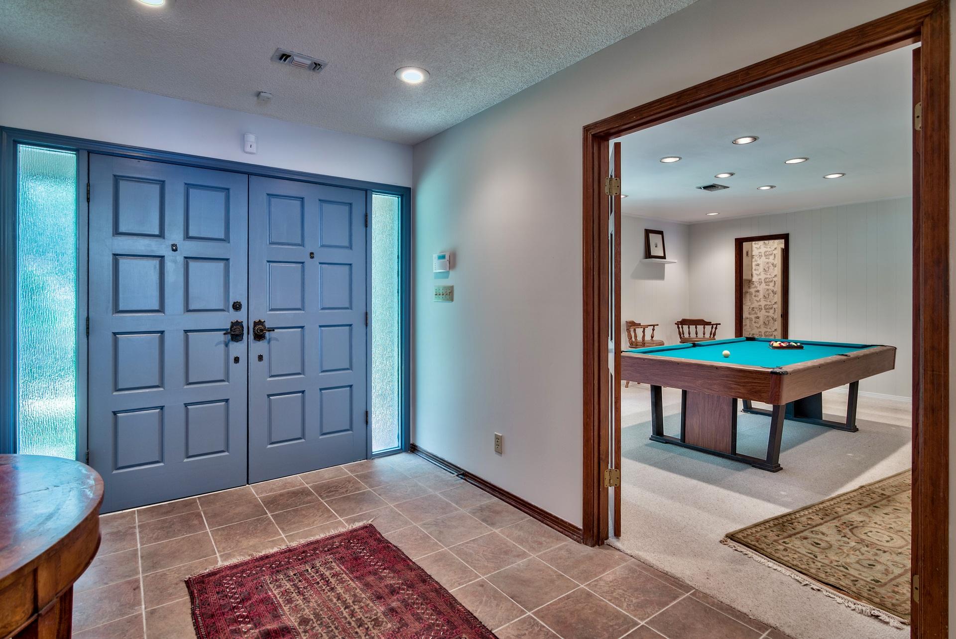 WOODLAND SHORES - Residential