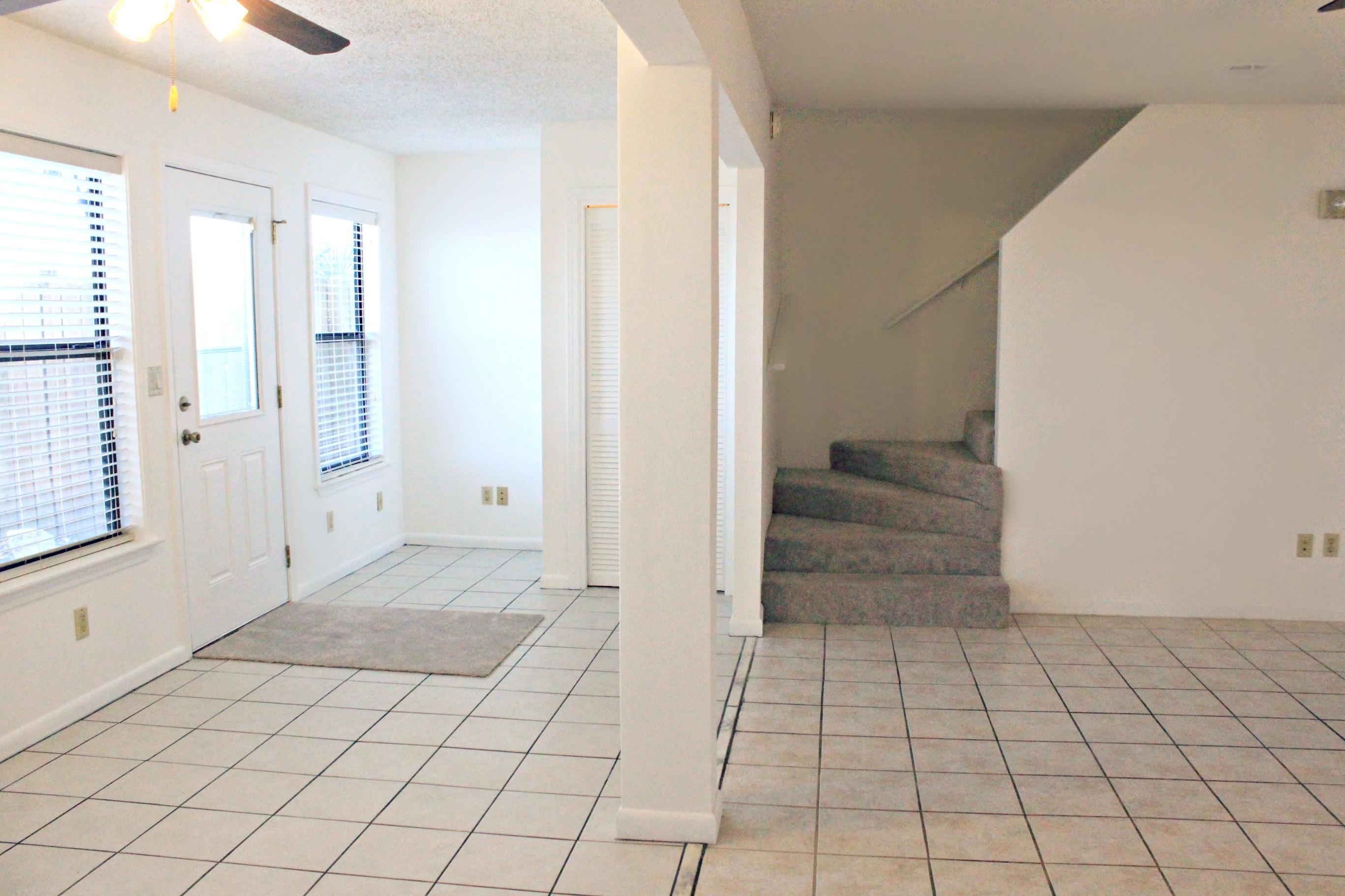 BAY MANOR - Residential