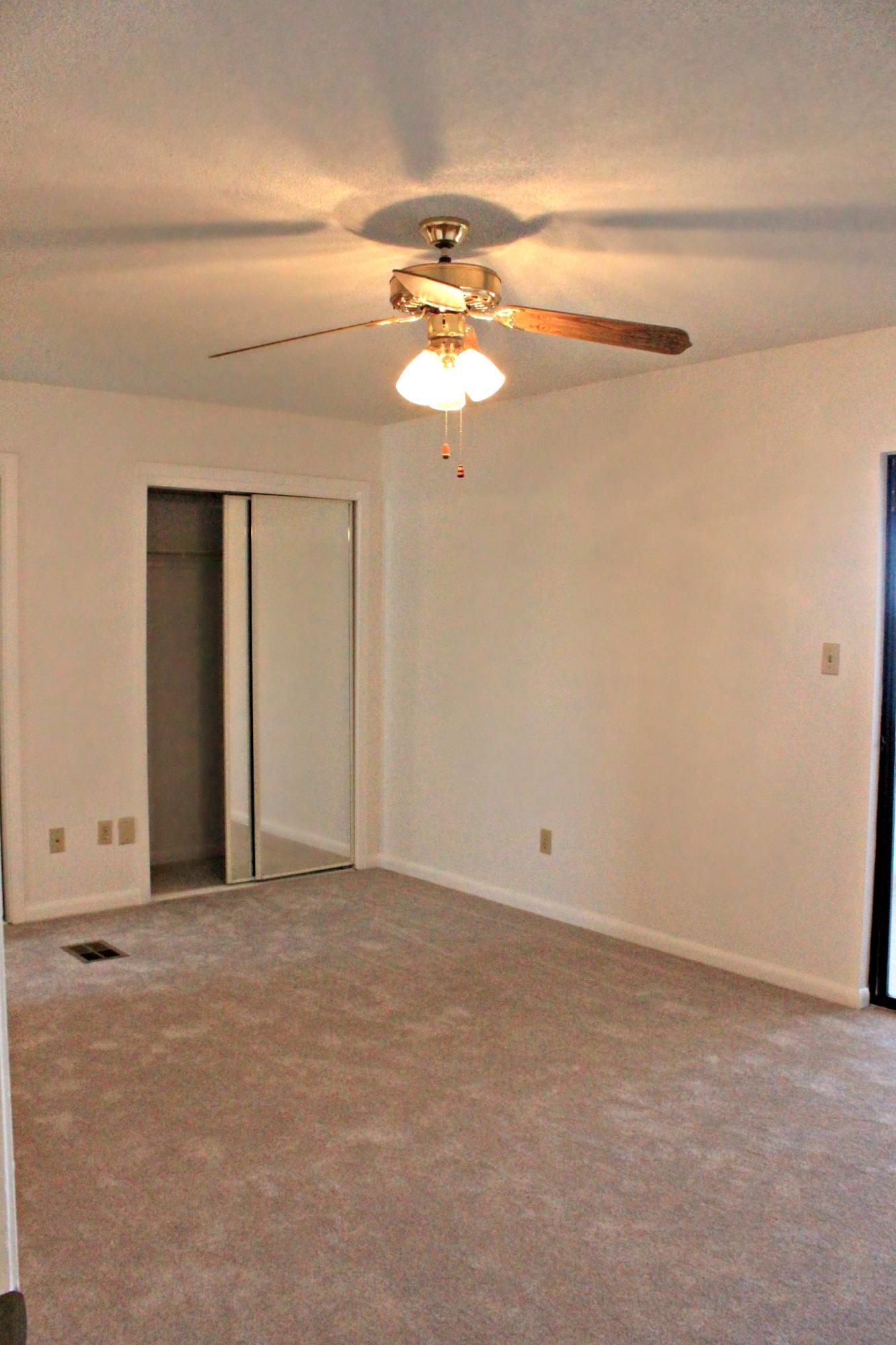 BAY MANOR - Residential