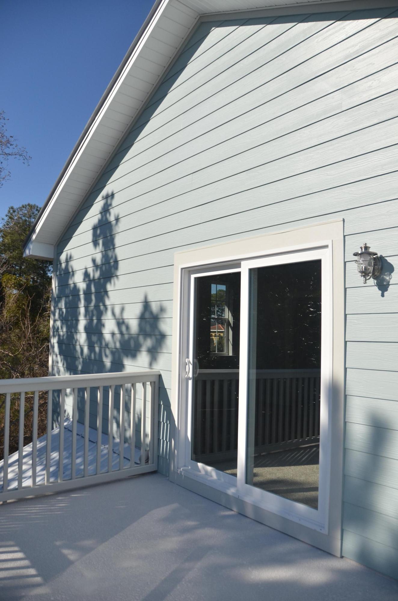 Riley's Bayview - Residential