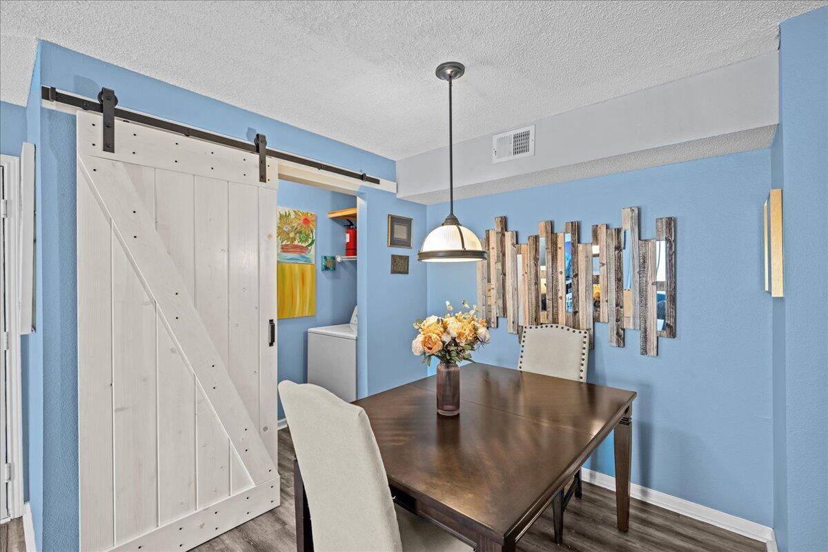 INDIAN LAKE - Residential