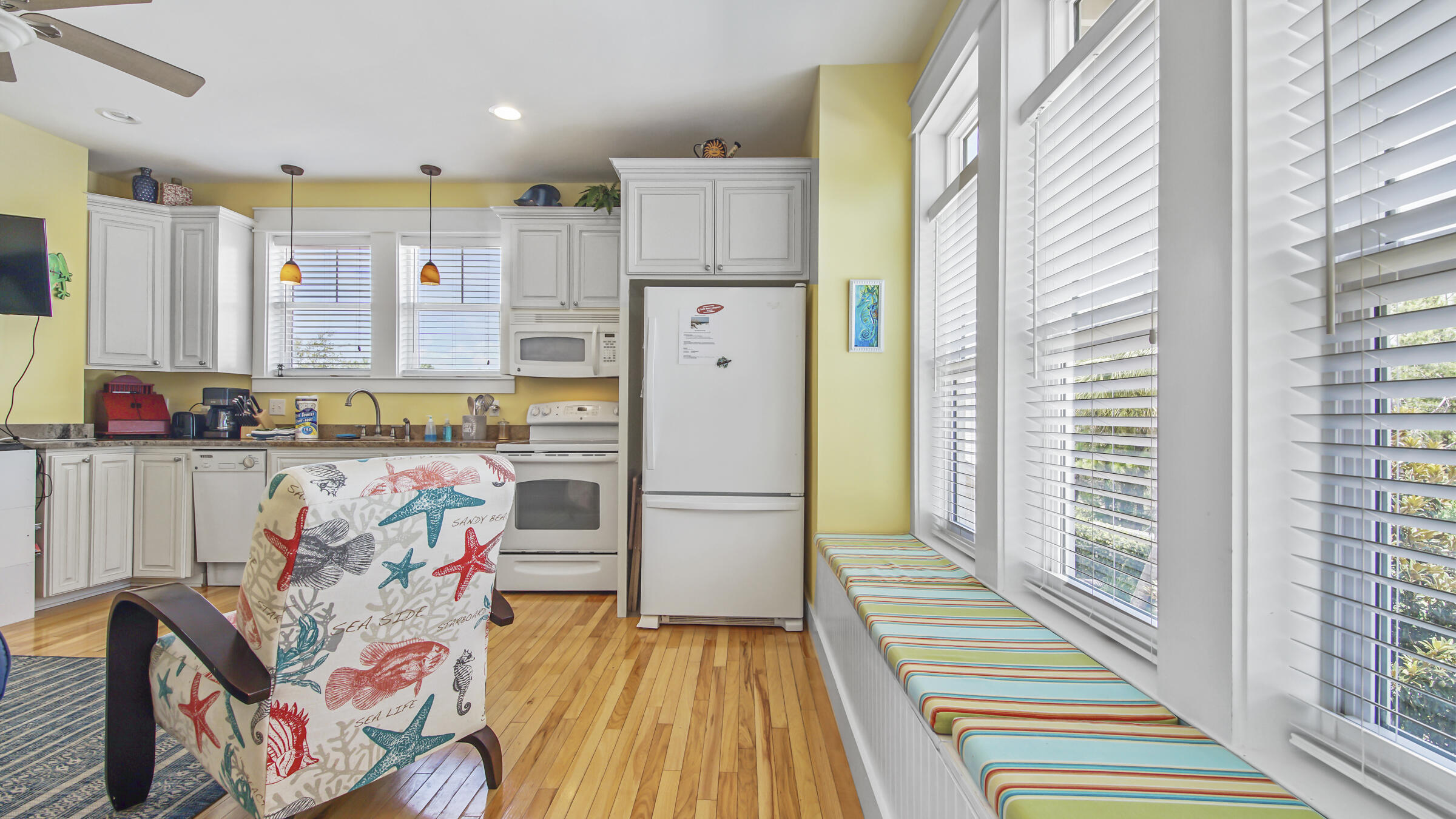 VILLAGE AT BLUE MOUNTAIN BEACH - Residential