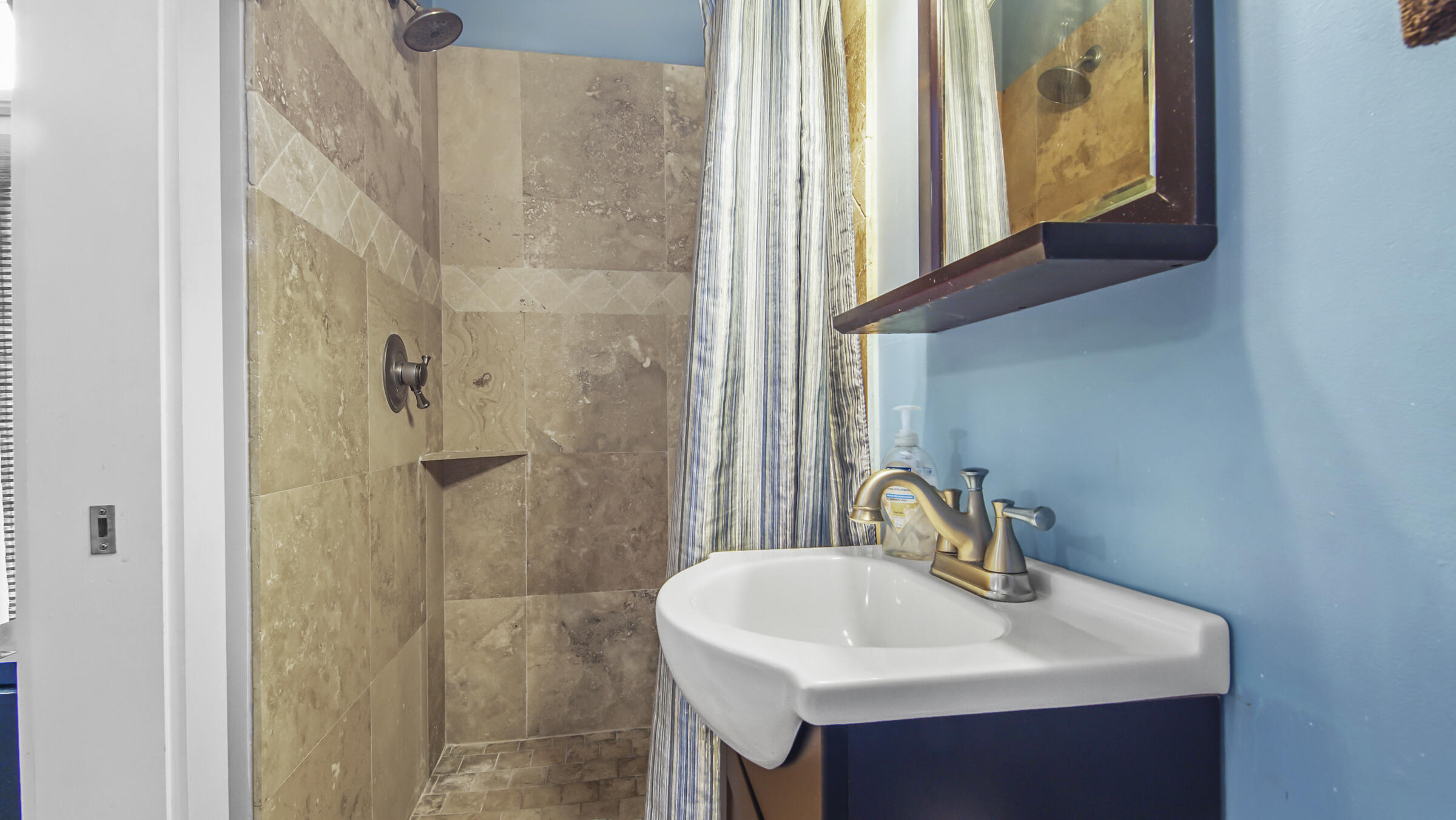 VILLAGE AT BLUE MOUNTAIN BEACH - Residential