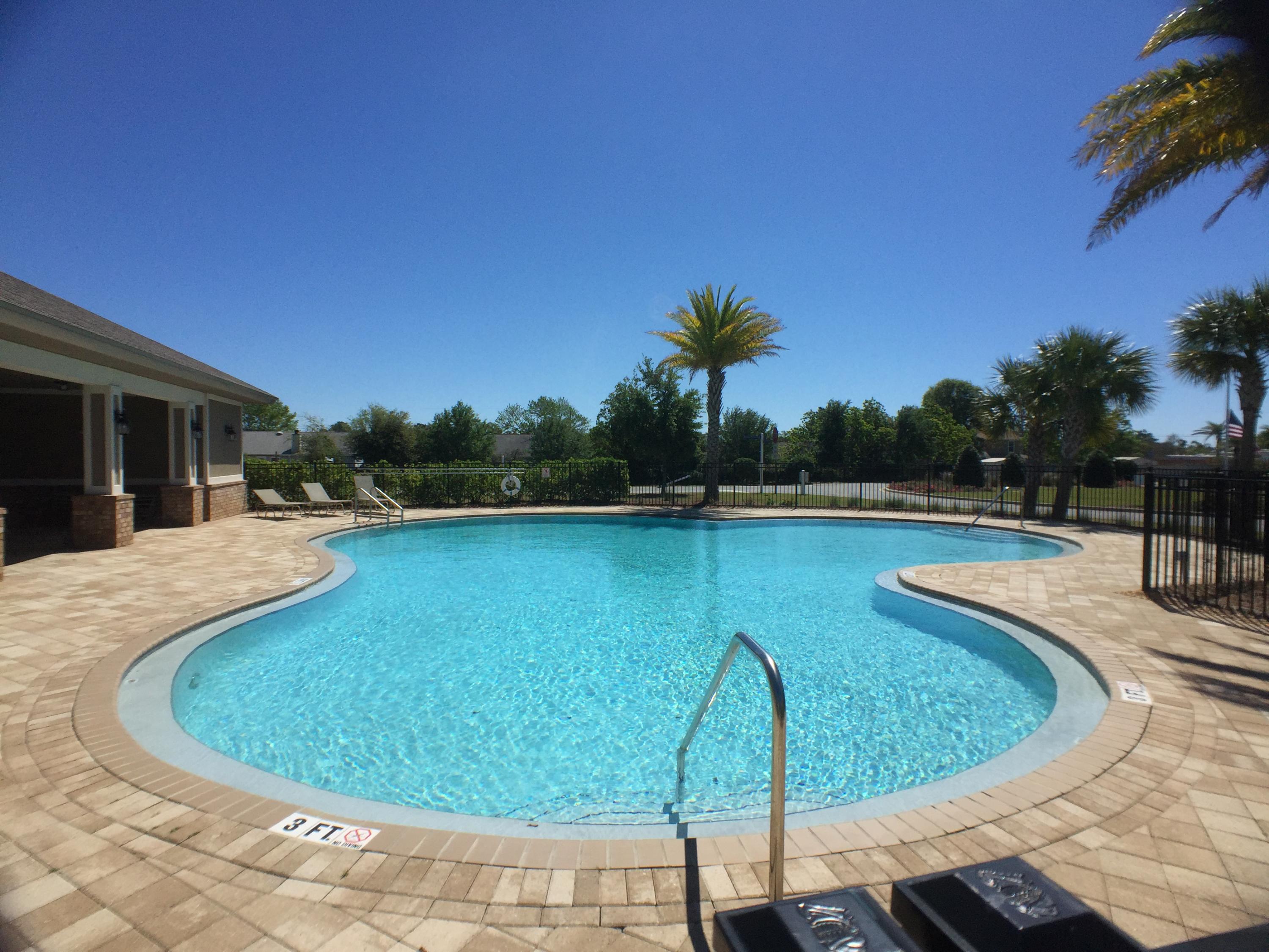 RESERVE POINTE - Residential Lease