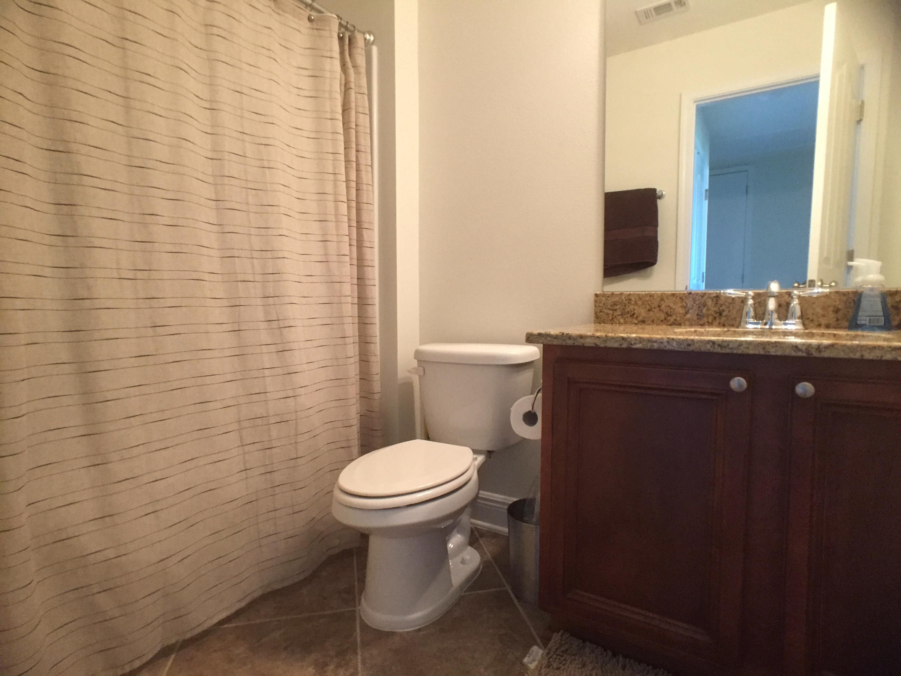 RESERVE POINTE - Residential Lease