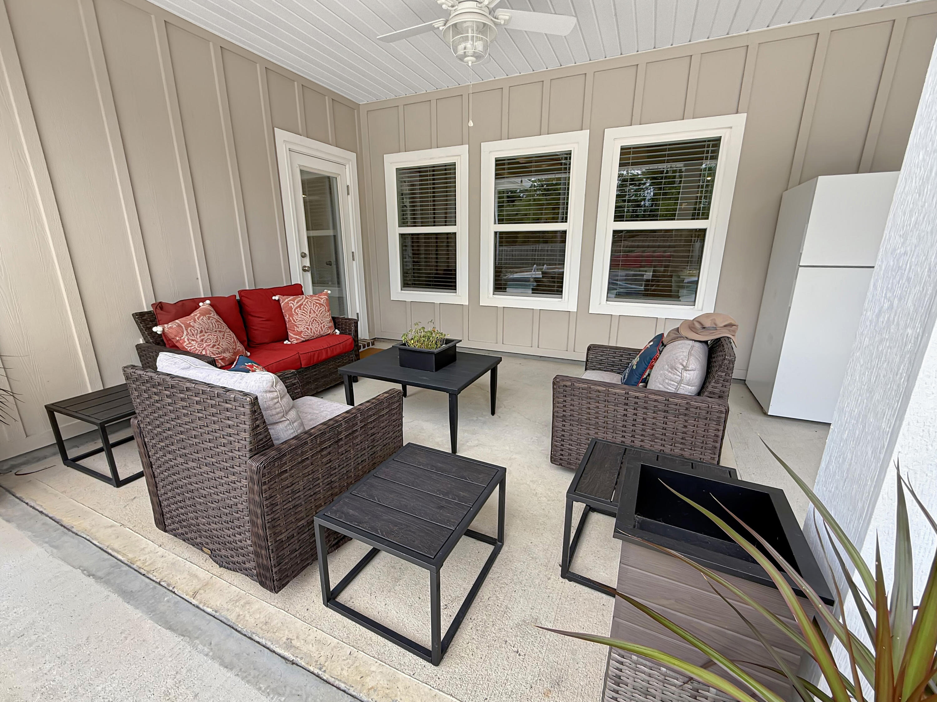 HILLWOOD ESTATES - Residential