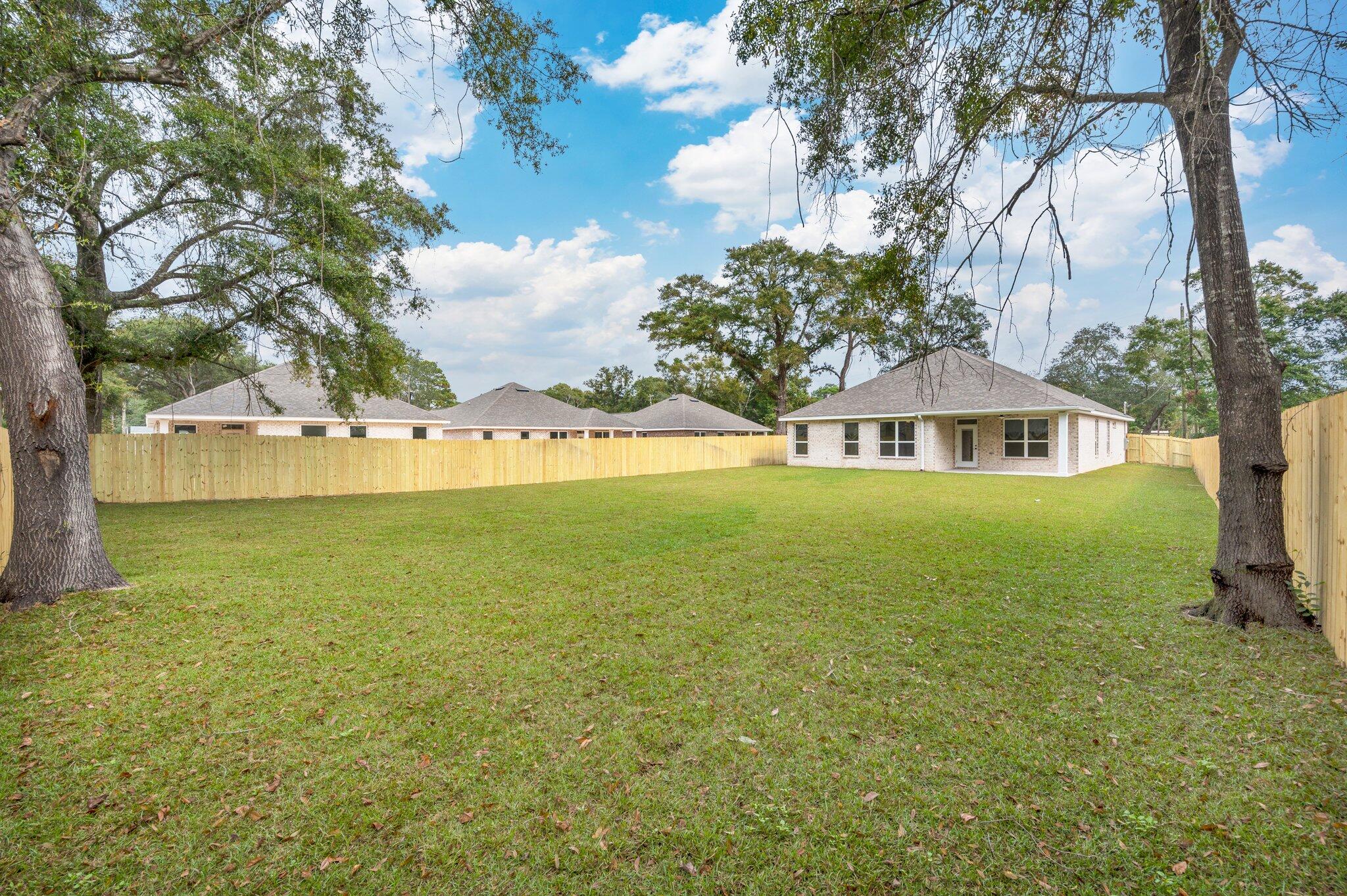 Lola Gardens - Residential