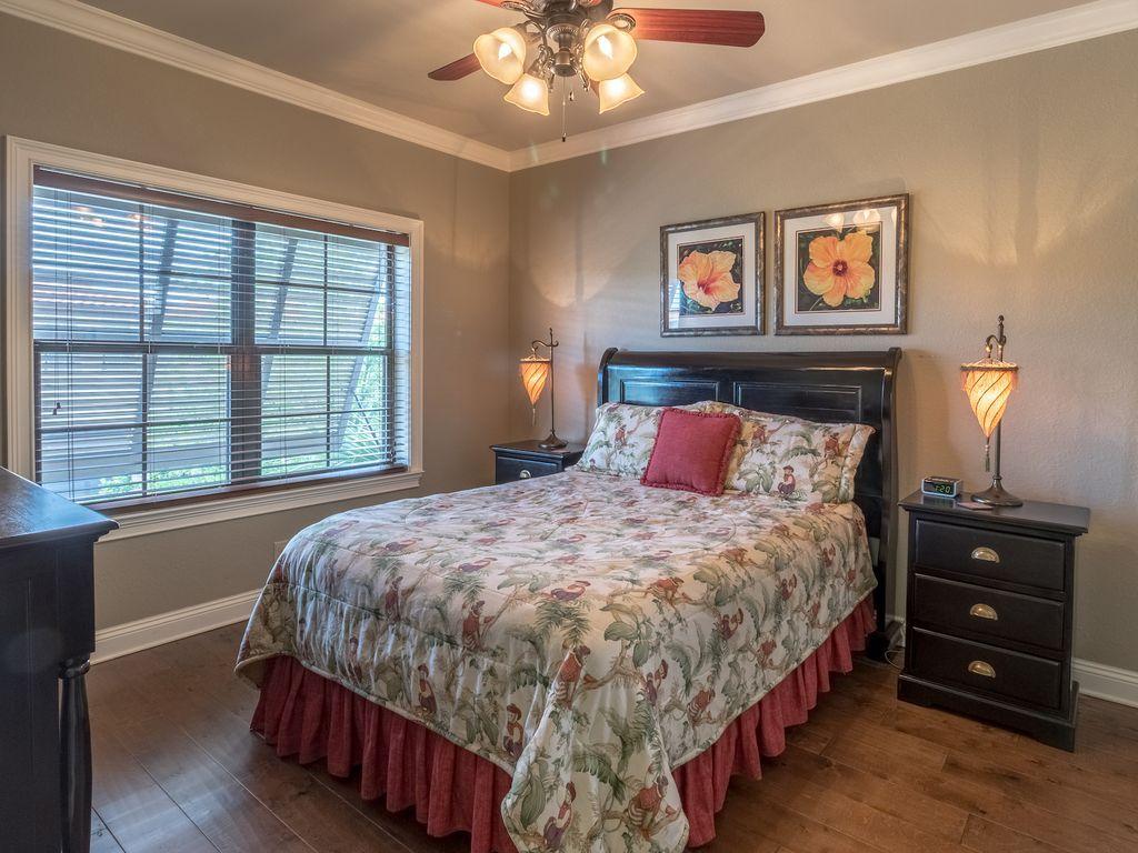 VILLA LAGO - Residential