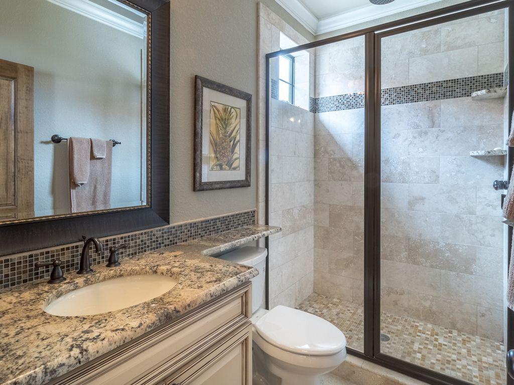 VILLA LAGO - Residential