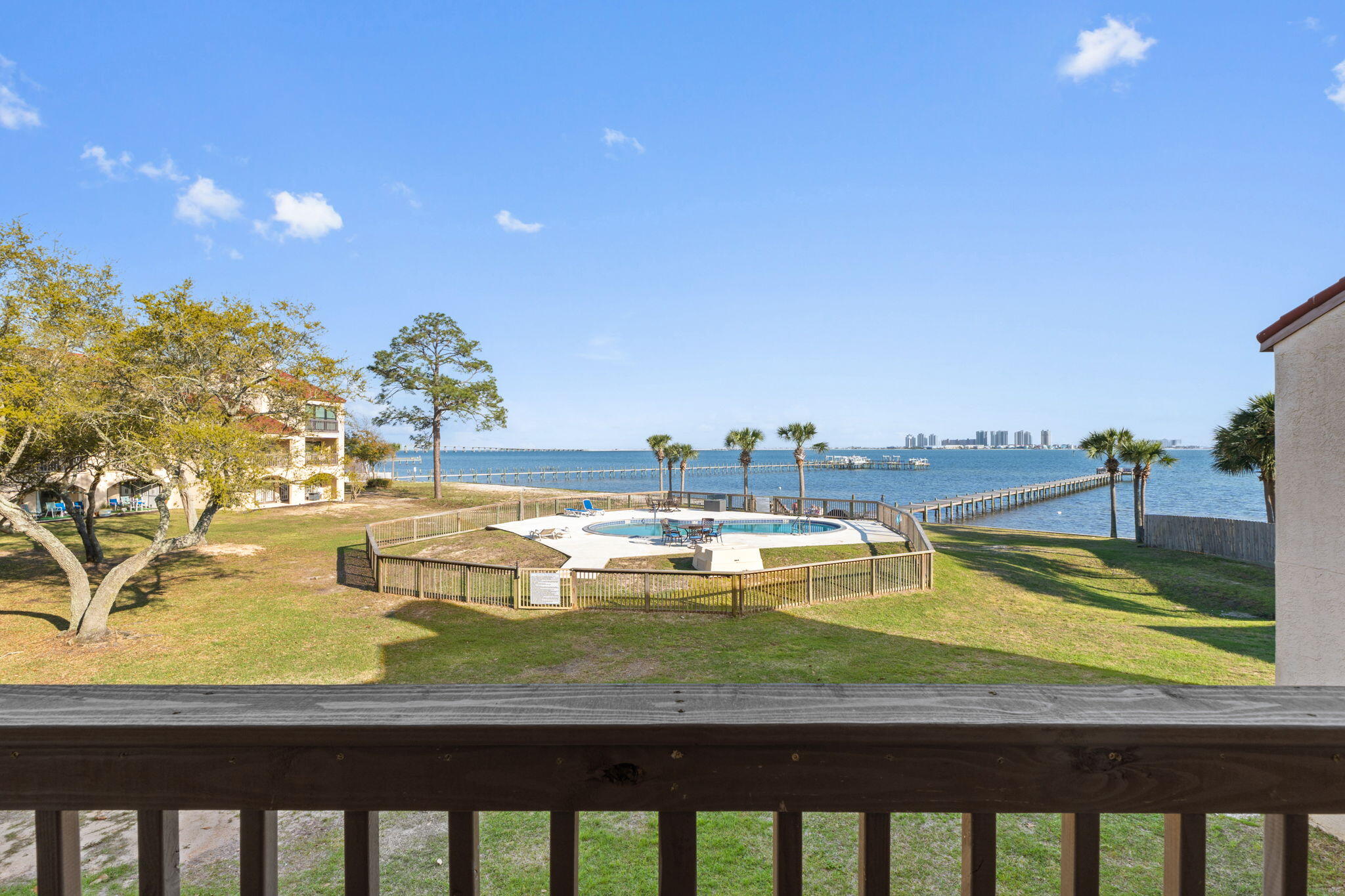 SAFE HARBOUR VILLAGE CONDO - Residential
