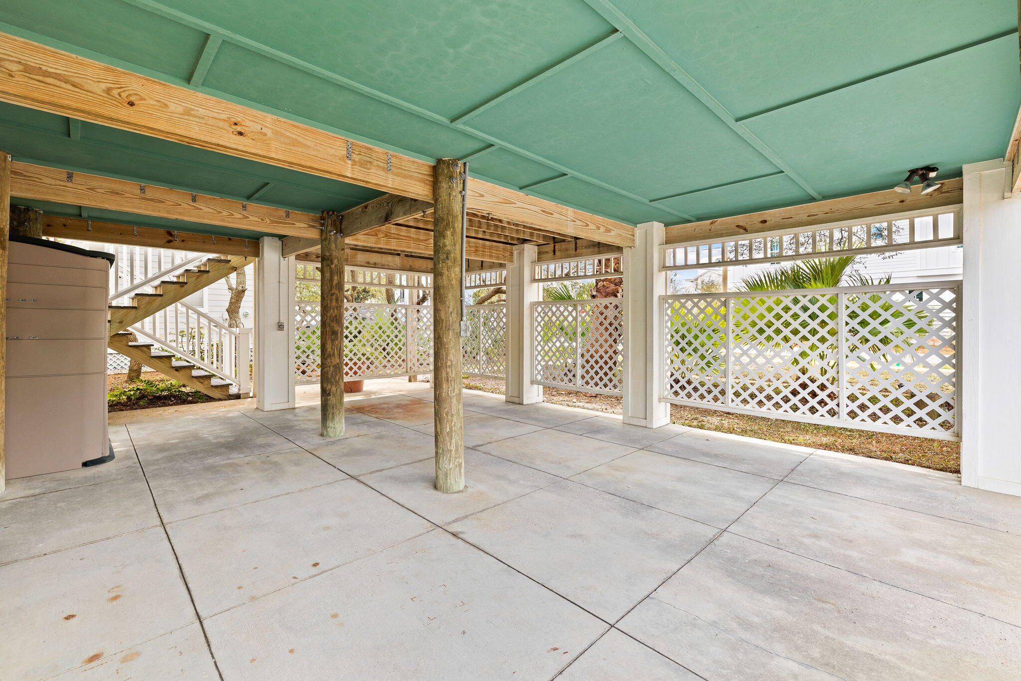 GULF SHORE MANOR - Residential