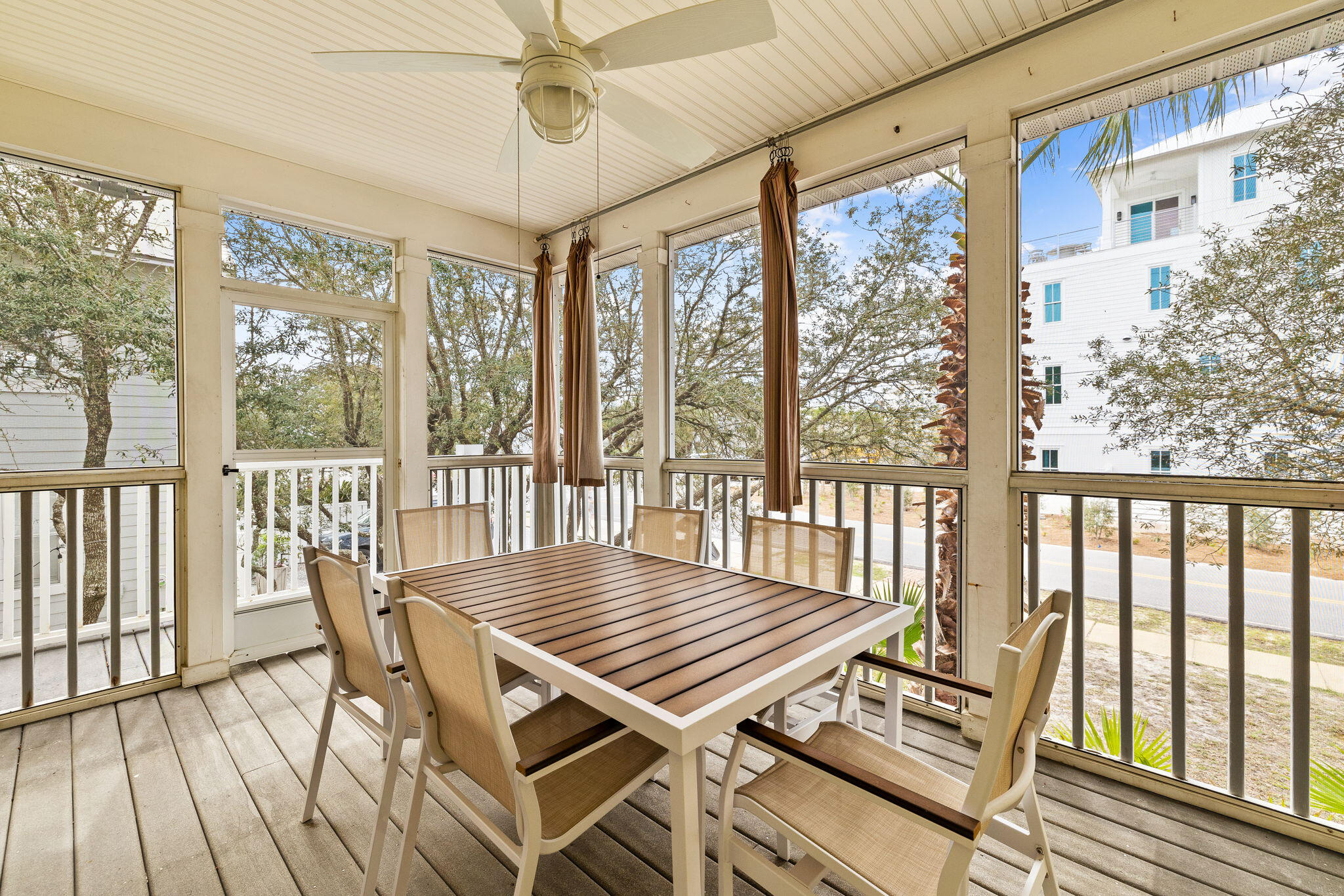 GULF SHORE MANOR - Residential