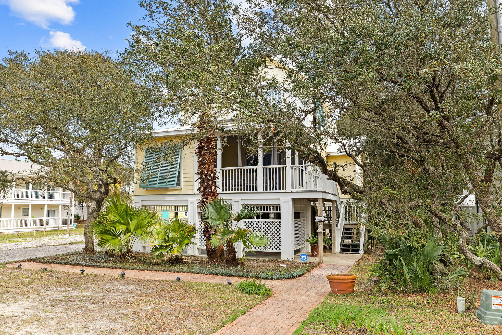 GULF SHORE MANOR - Residential