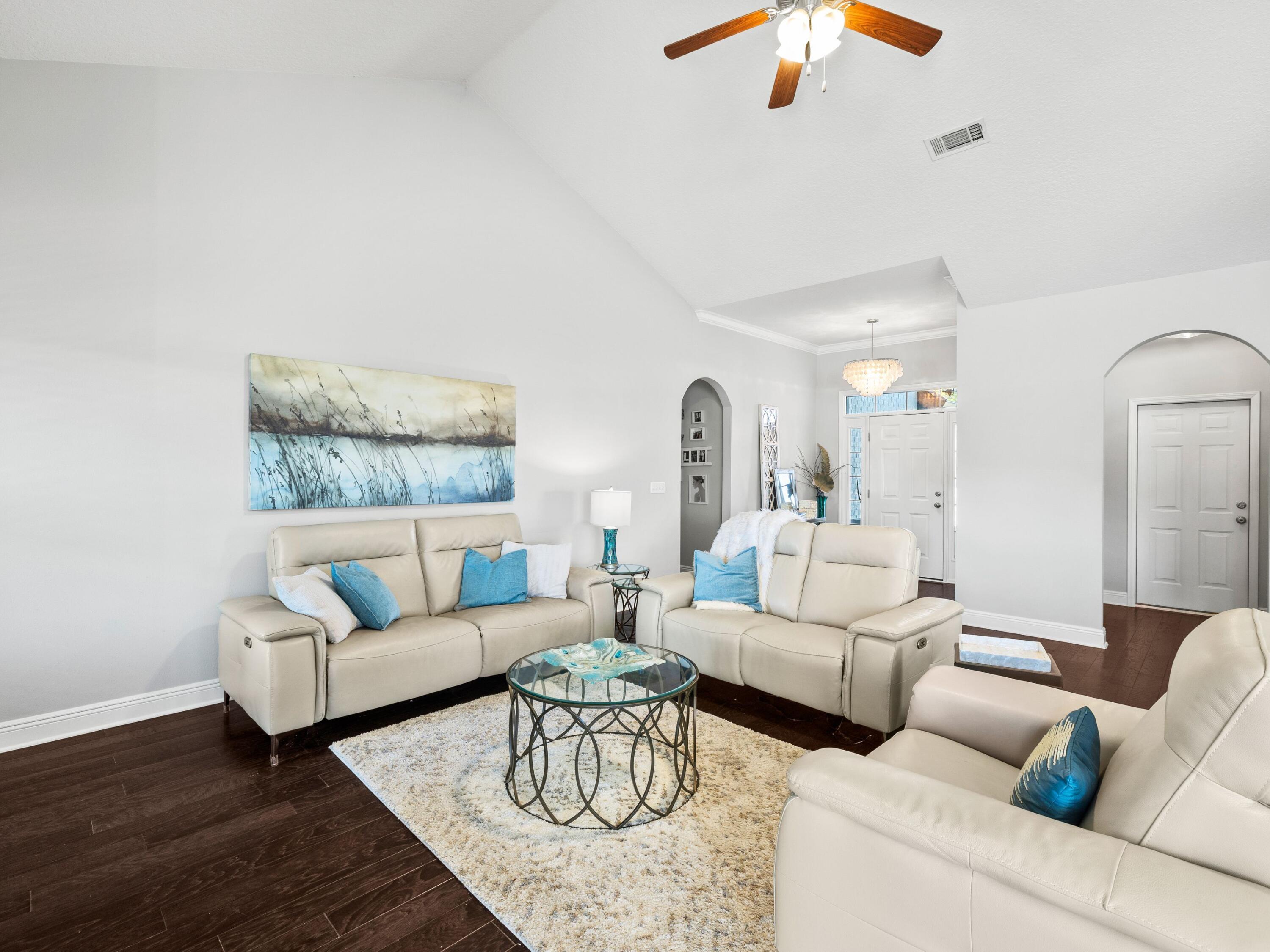 WHISPERING LAKES ESTATES - Residential