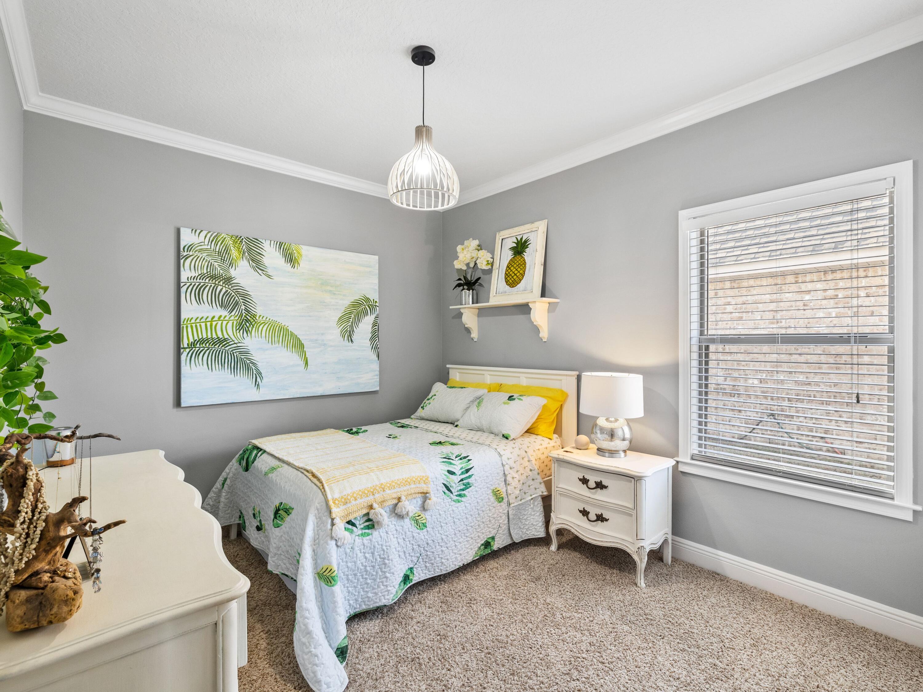 WHISPERING LAKES ESTATES - Residential