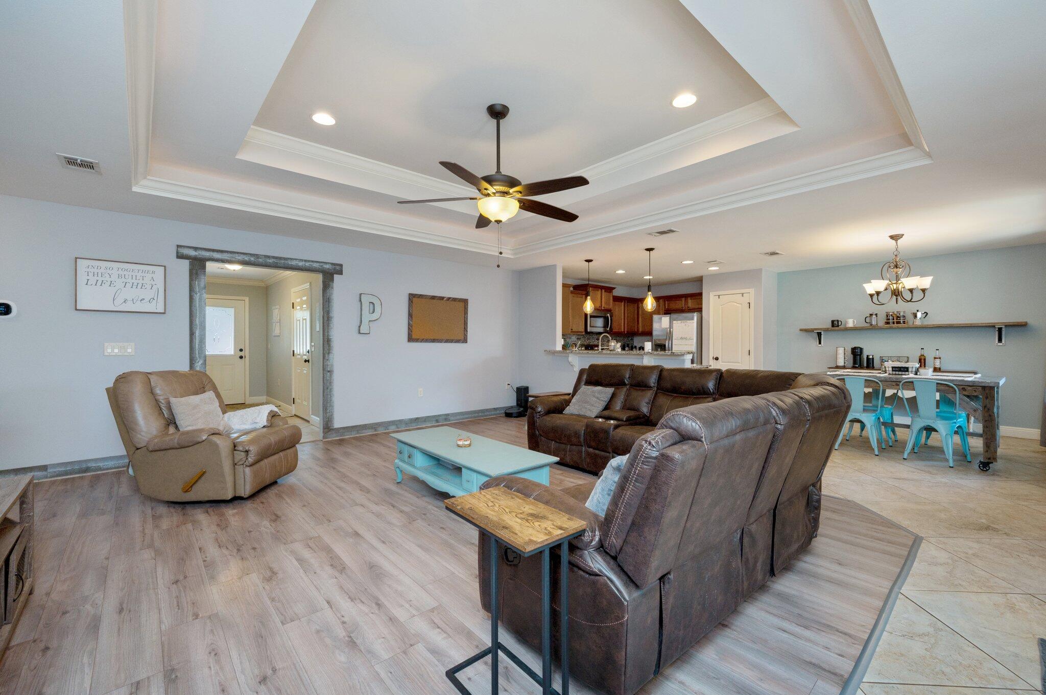 TRAILWOOD ESTATES - Residential