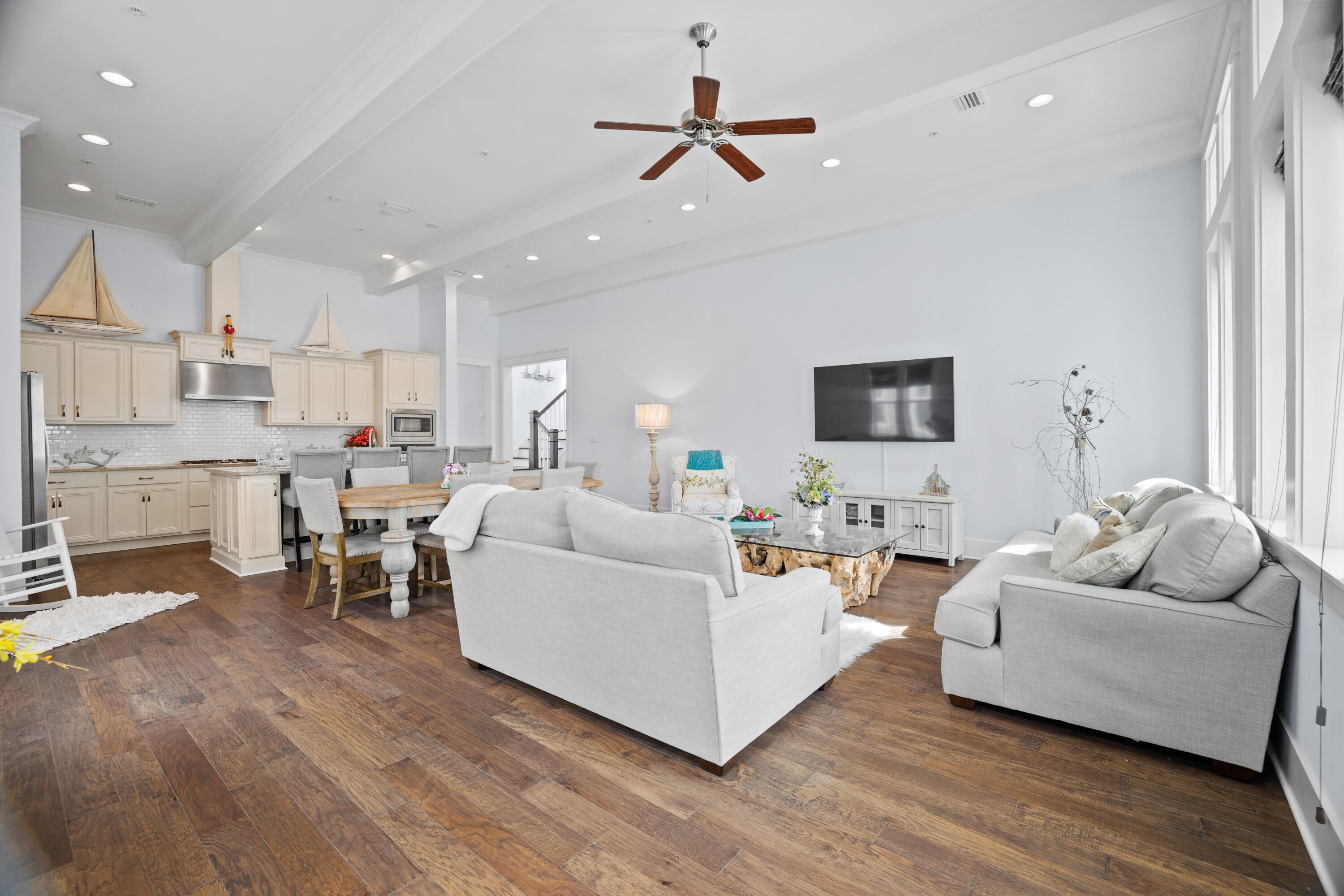 HIGHLAND PARKS - Residential