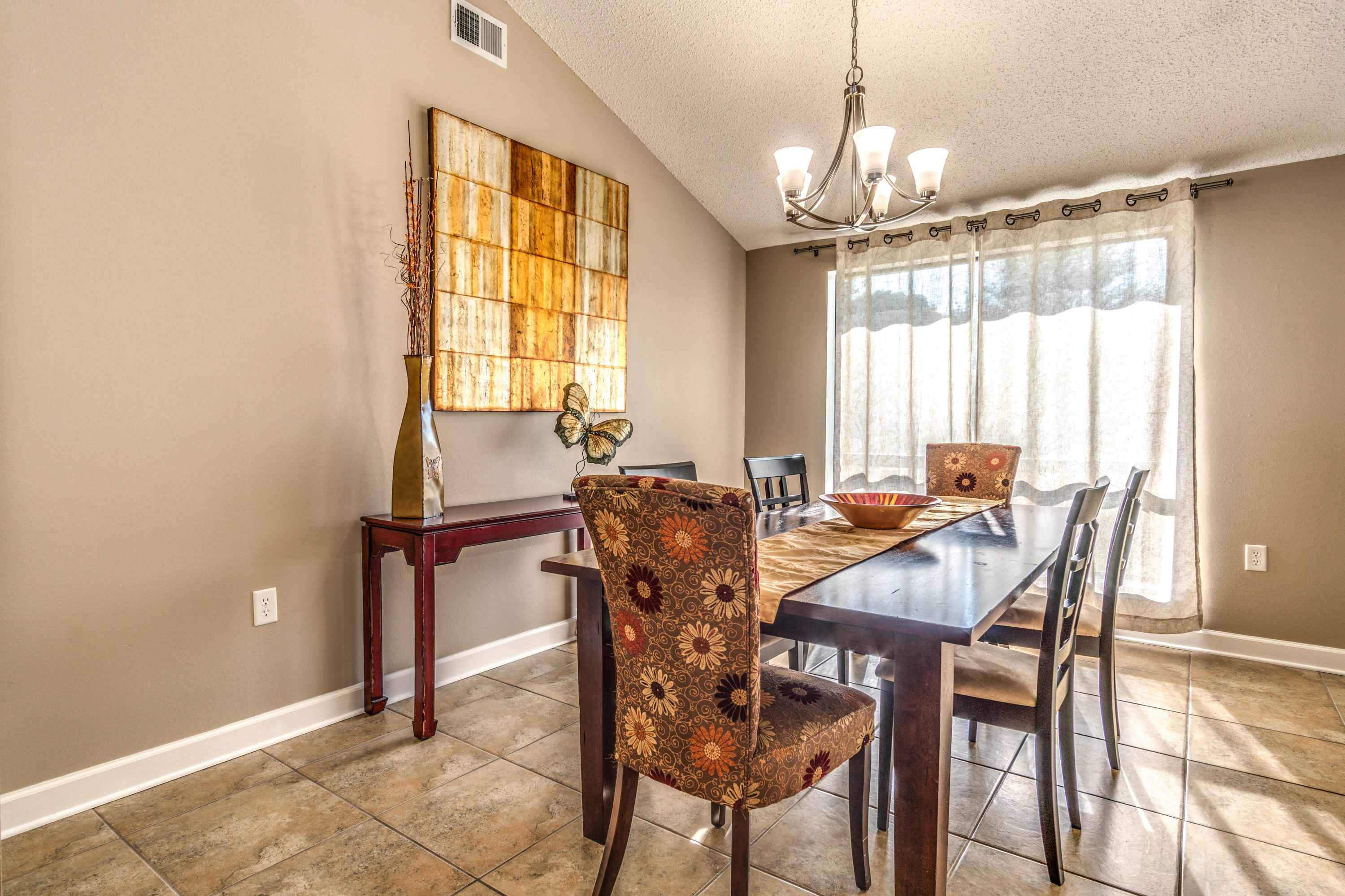 LAKE LORRAINE ESTATES 3 - Residential