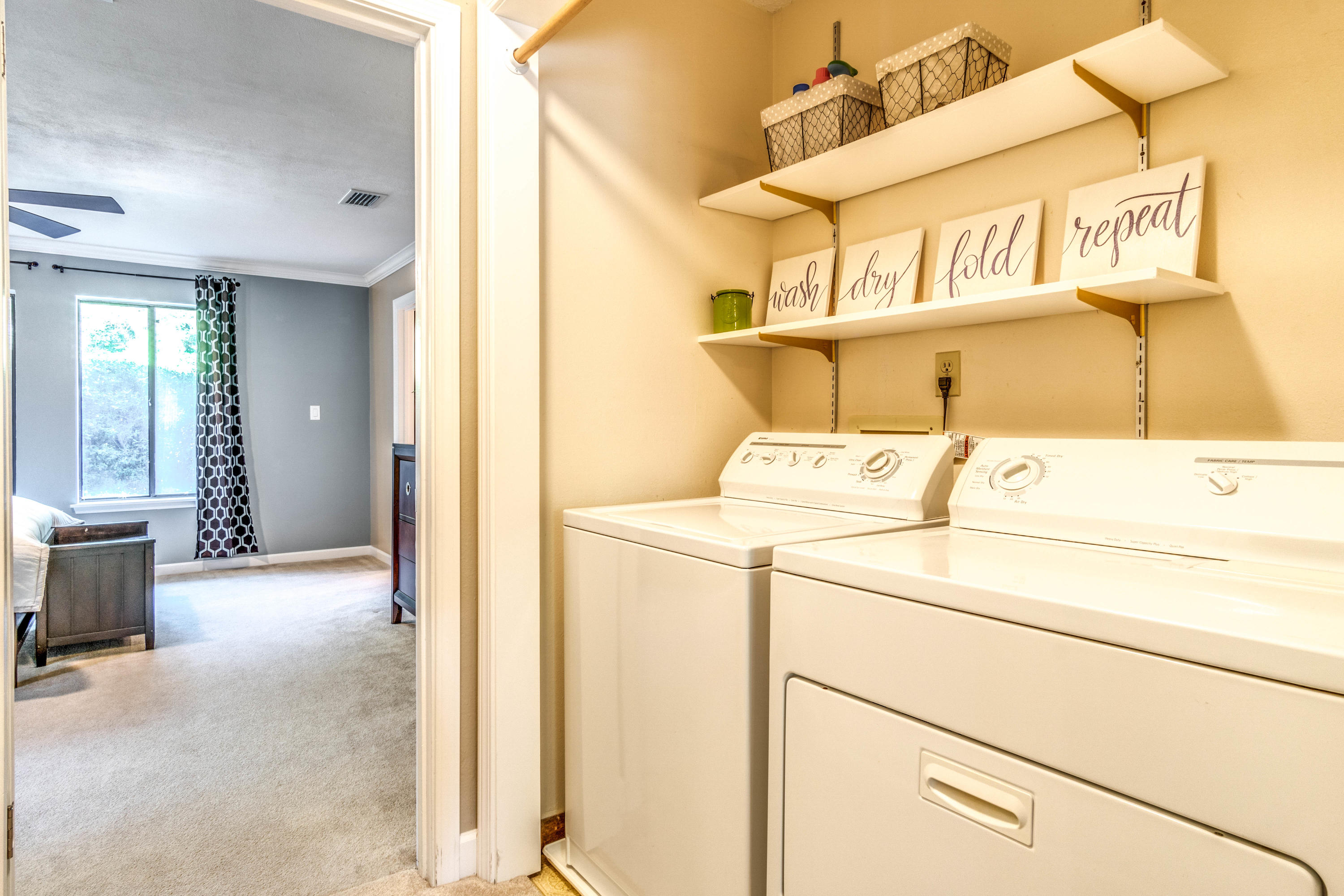 LAKE LORRAINE ESTATES 3 - Residential