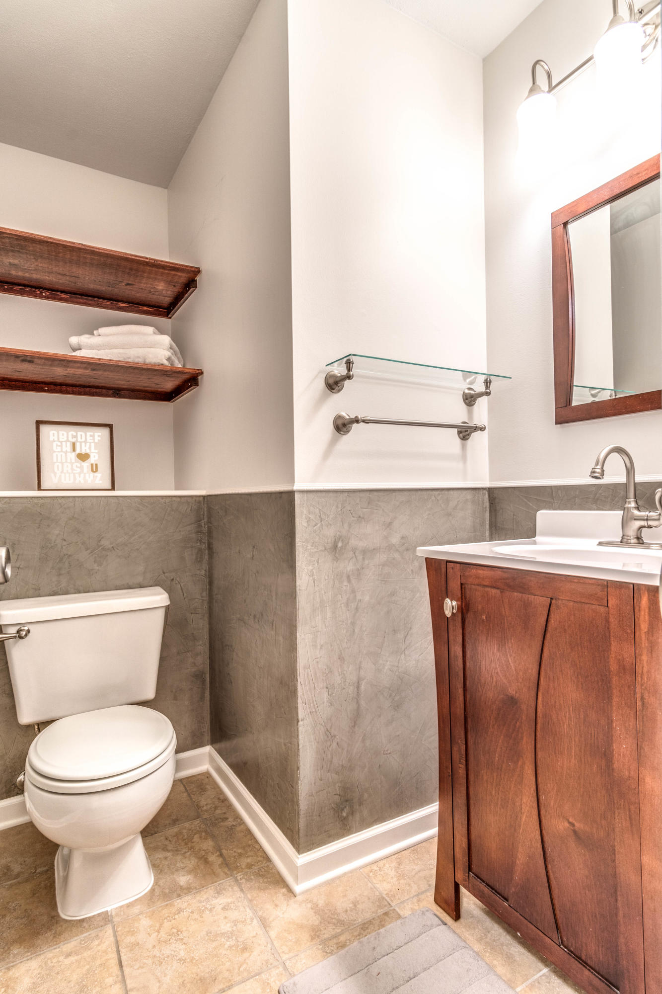 LAKE LORRAINE ESTATES 3 - Residential