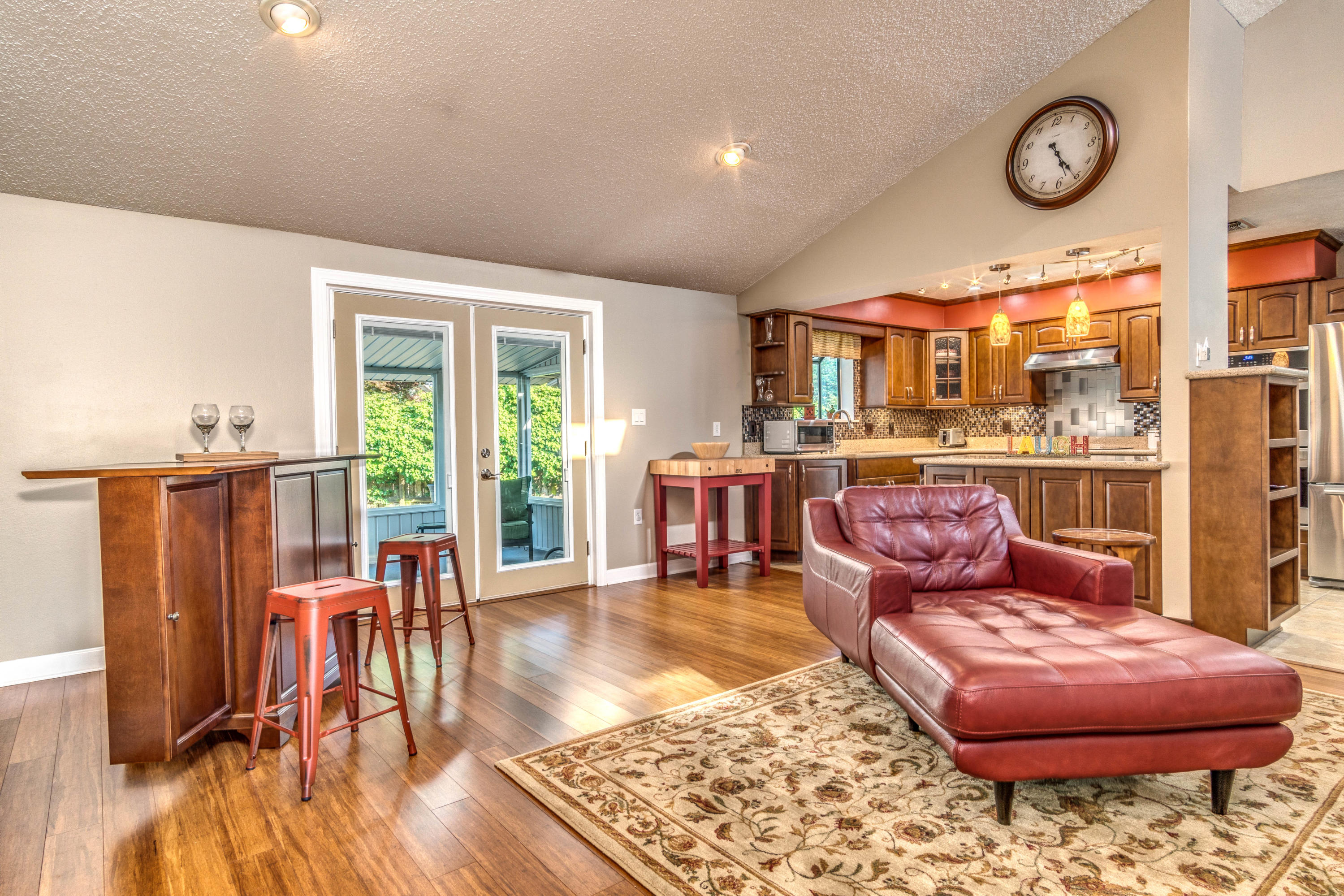 LAKE LORRAINE ESTATES 3 - Residential