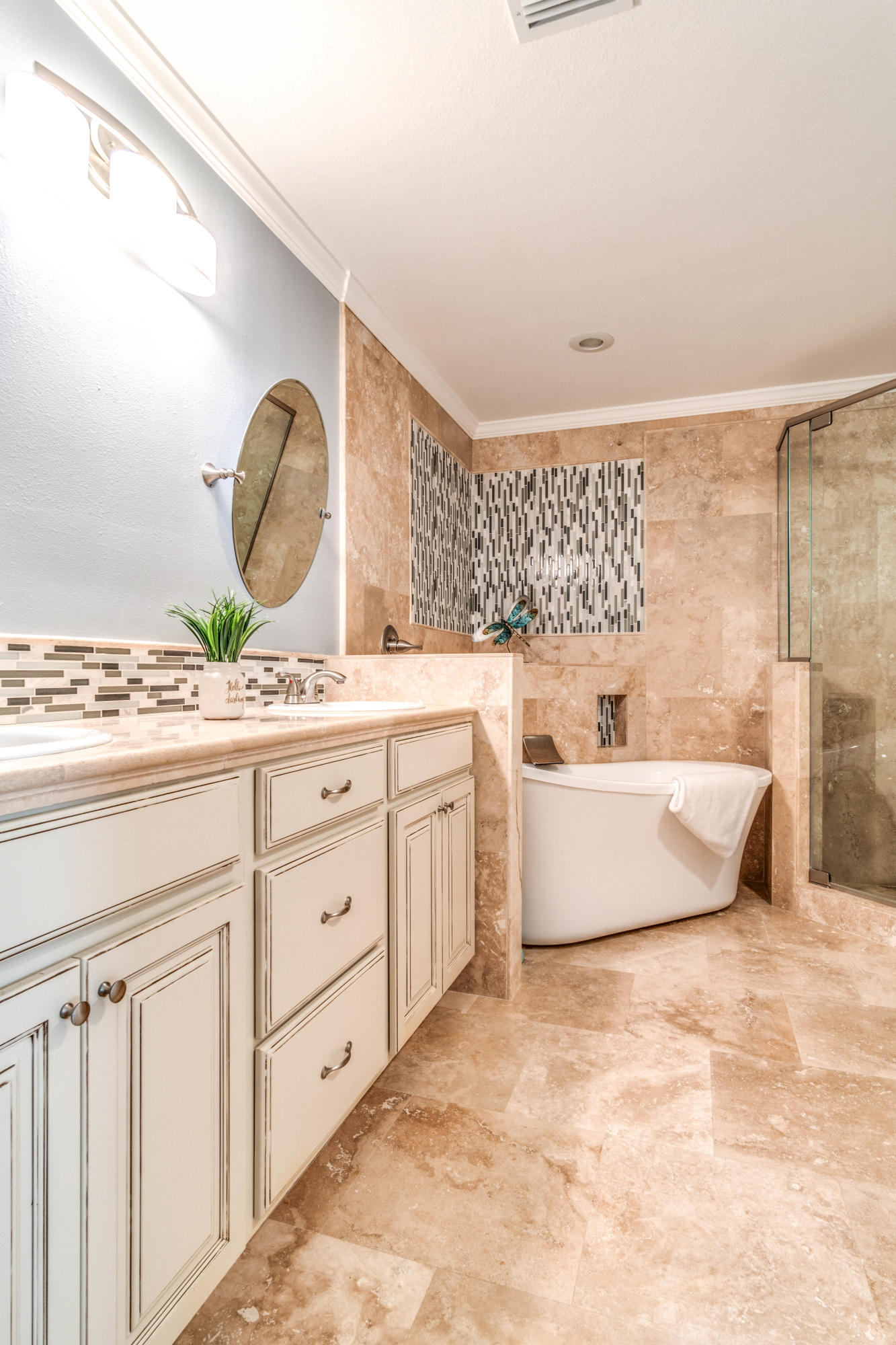 LAKE LORRAINE ESTATES 3 - Residential