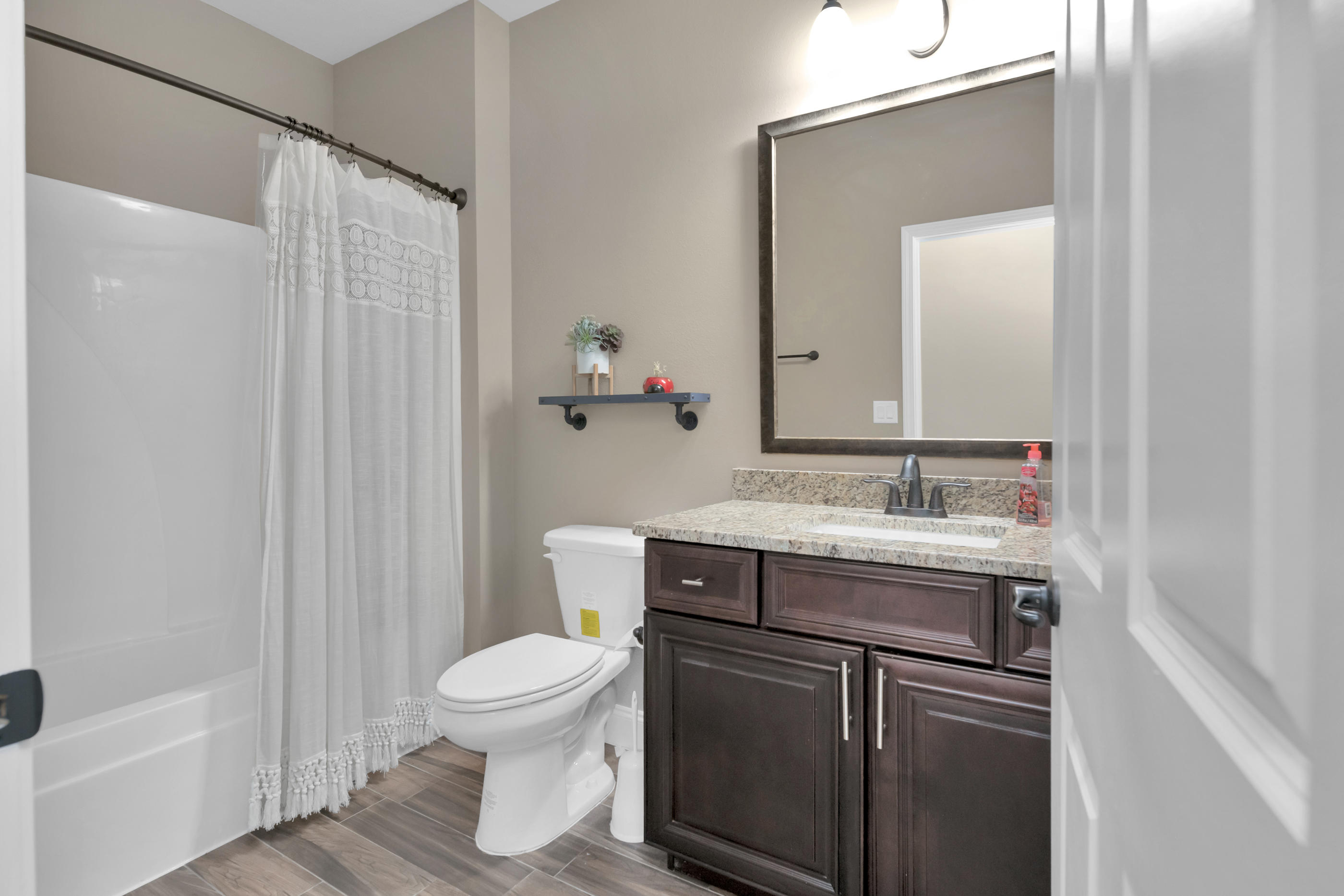 Credence Crossing - Residential