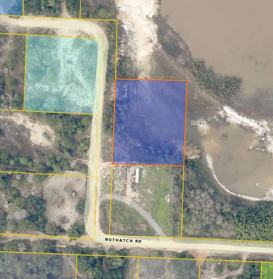 1.1 acre parcel zoned for mining