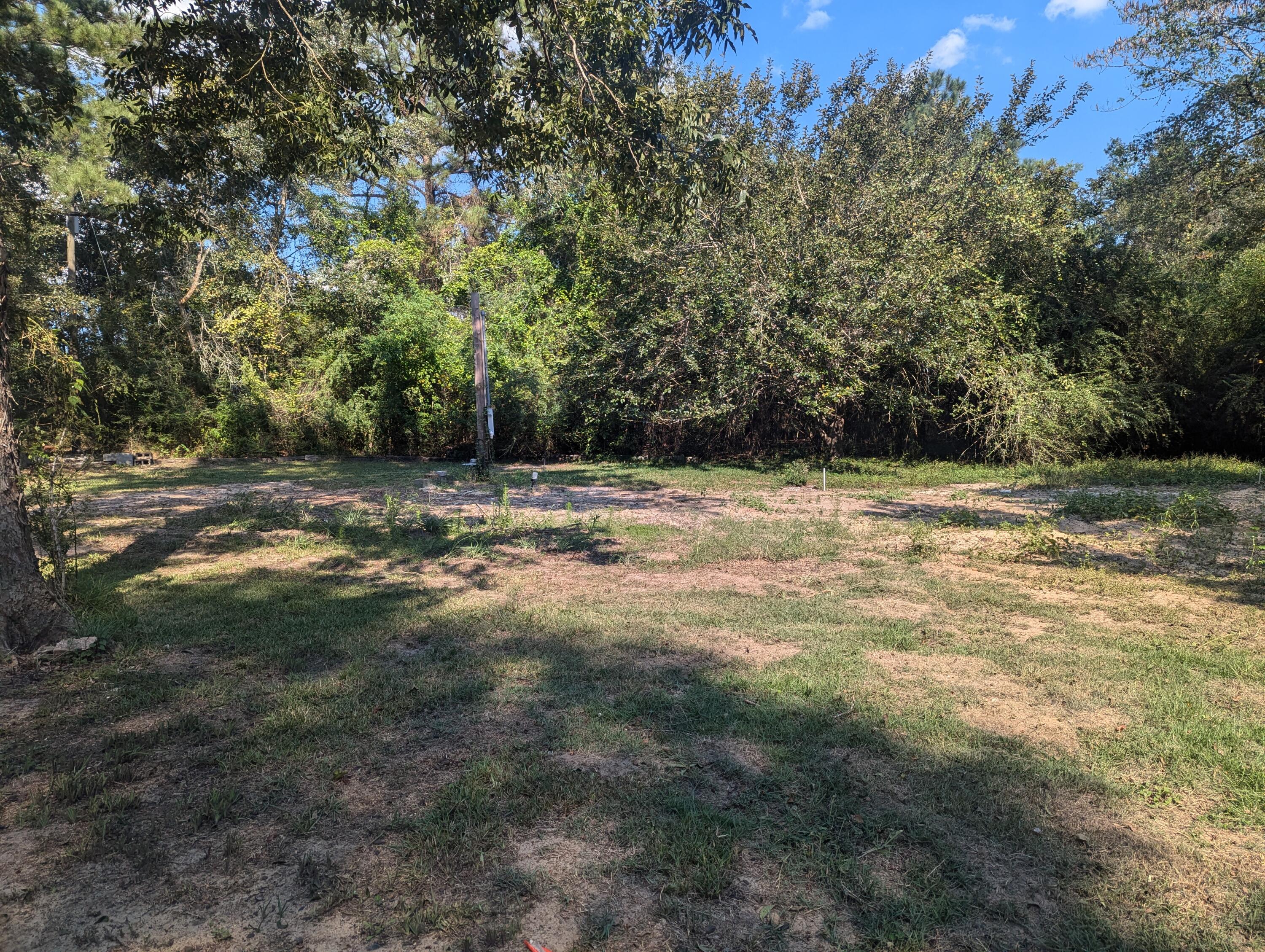 METES & BOUNDS - Land