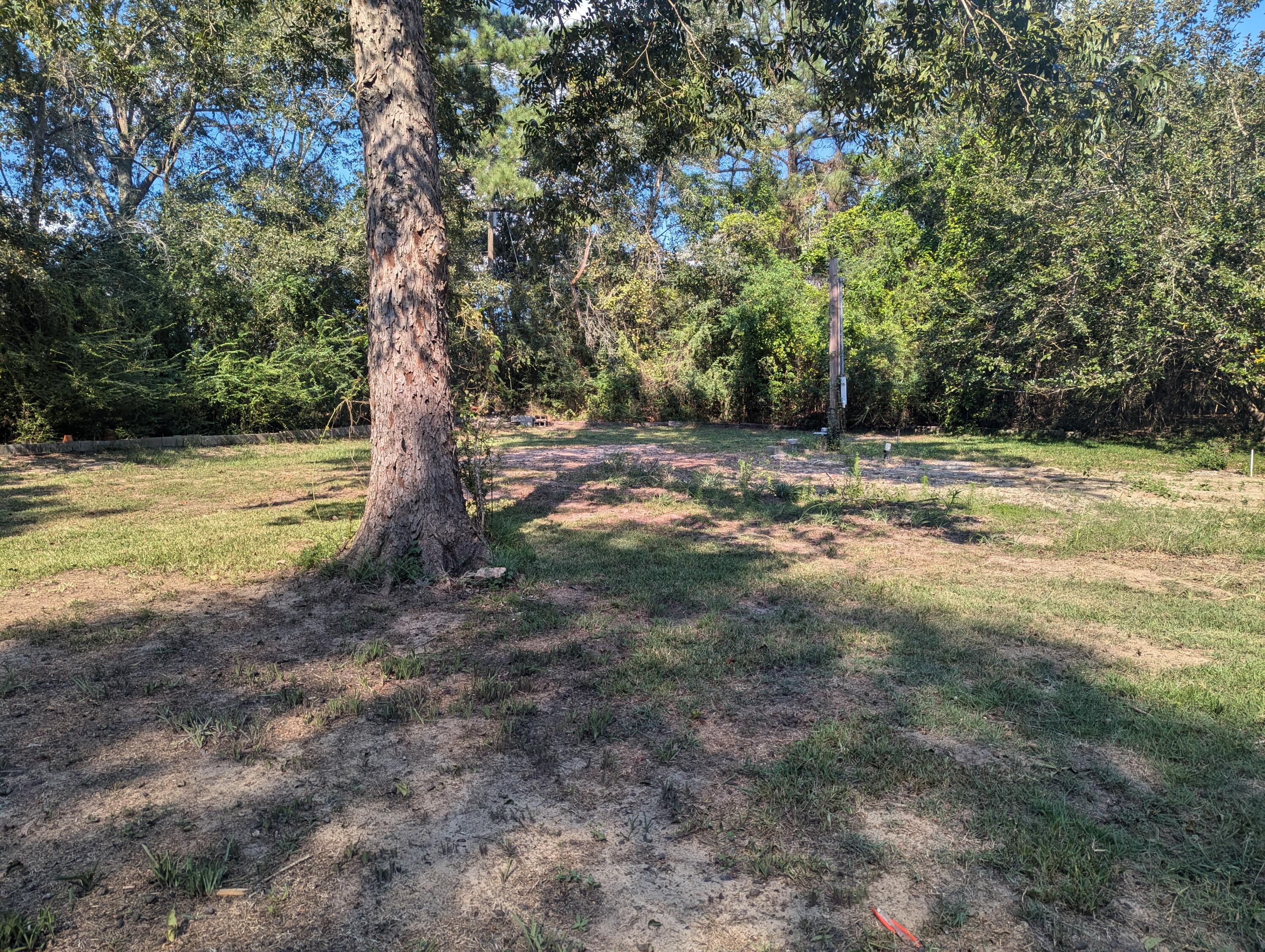 METES & BOUNDS - Land